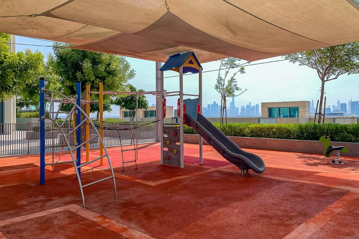 Children play ground in Frank Porter - The Grand