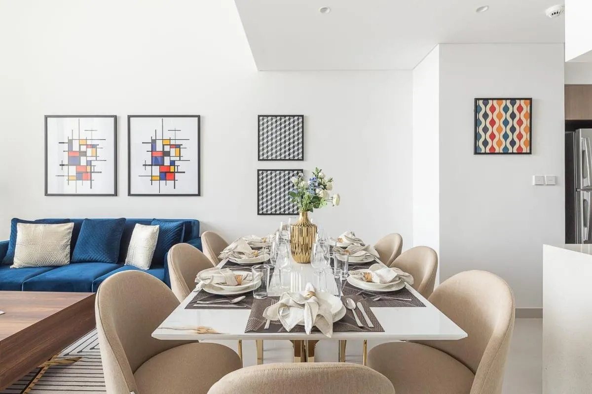 Dining area in Frank Porter - The Grand