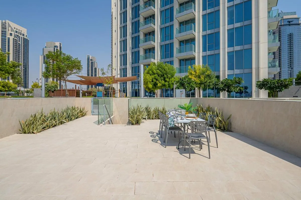 Balcony/Terrace in Frank Porter - The Grand
