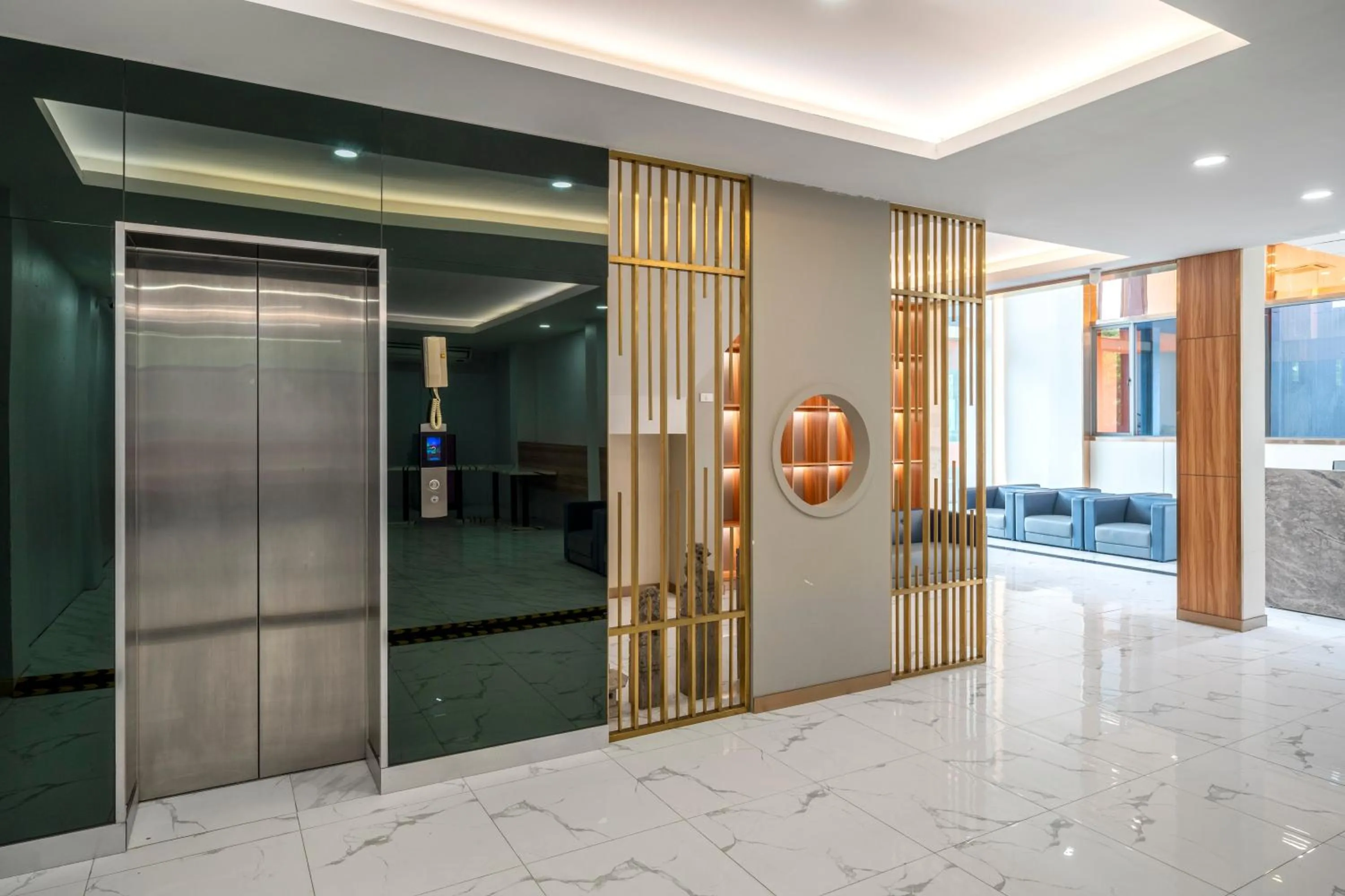 Area and facilities in The Parc Bangna