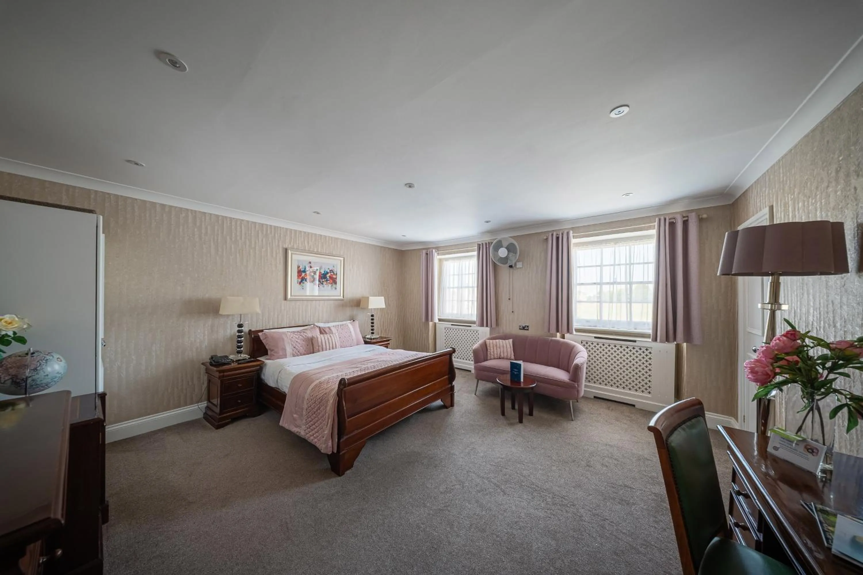 Bed in The Clarendon Hotel