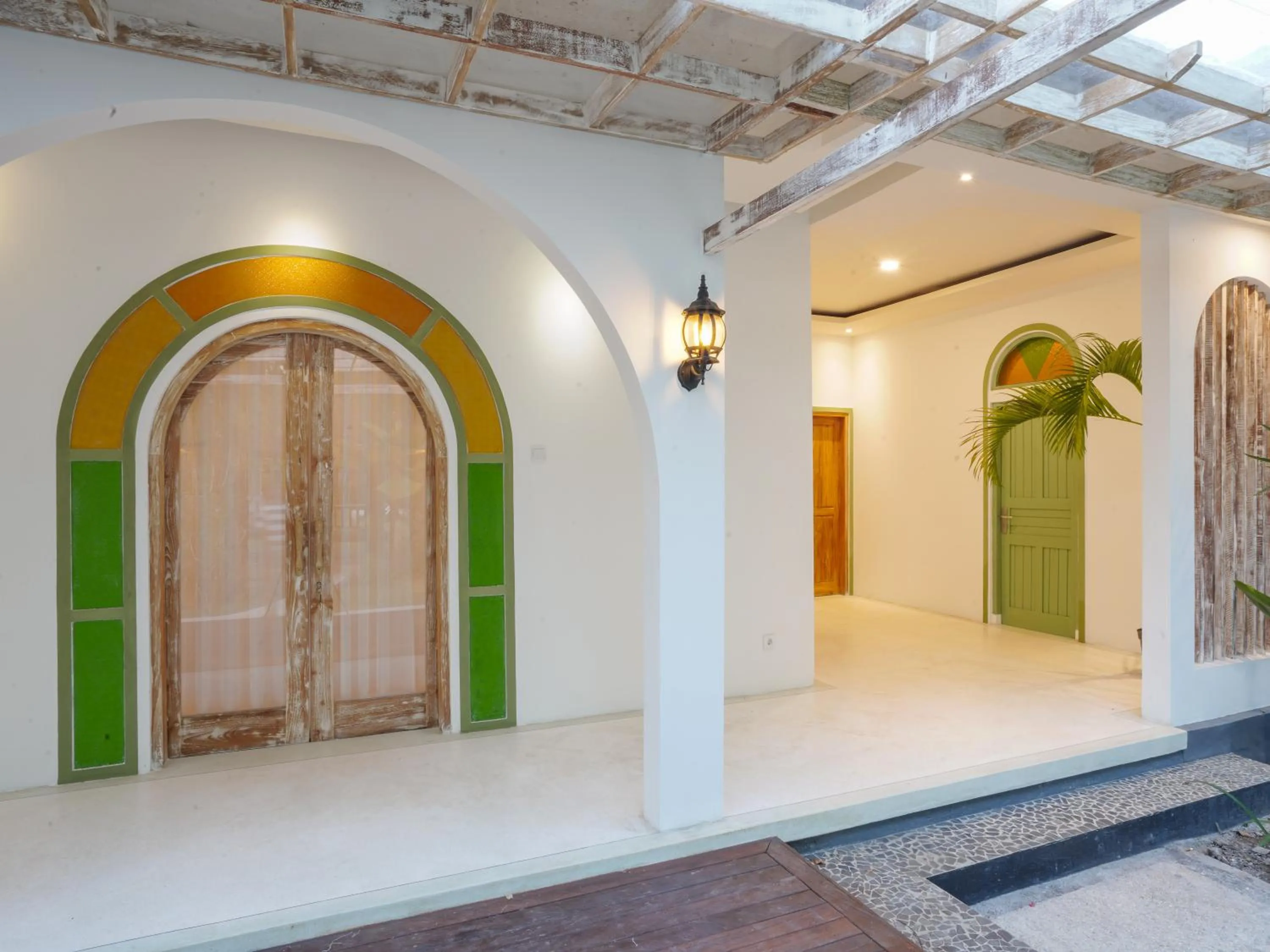 Puri Rinjani Bungalows & Hostel