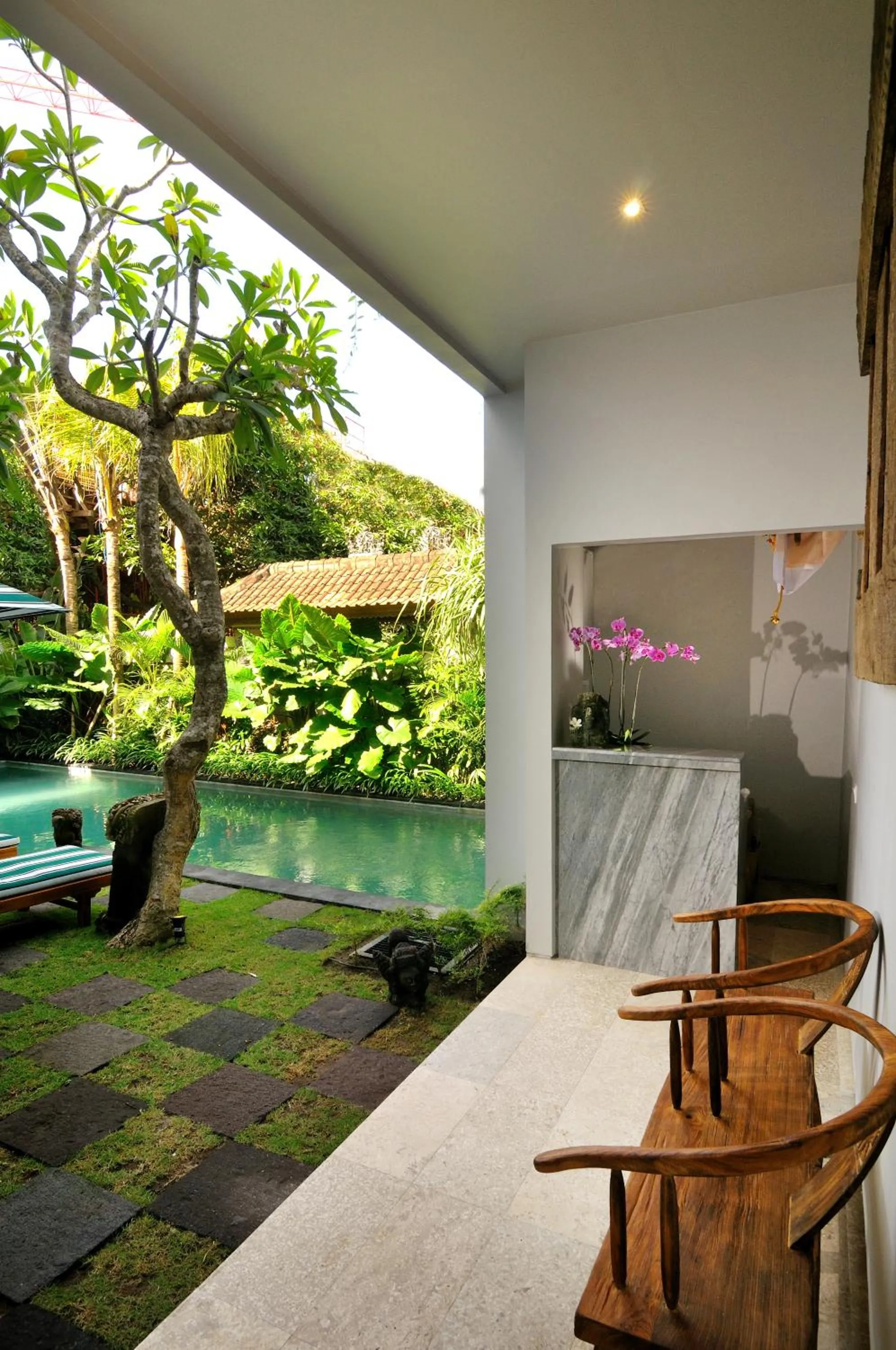 Room & Vespa 1 - Stay Central Seminyak Near Beach