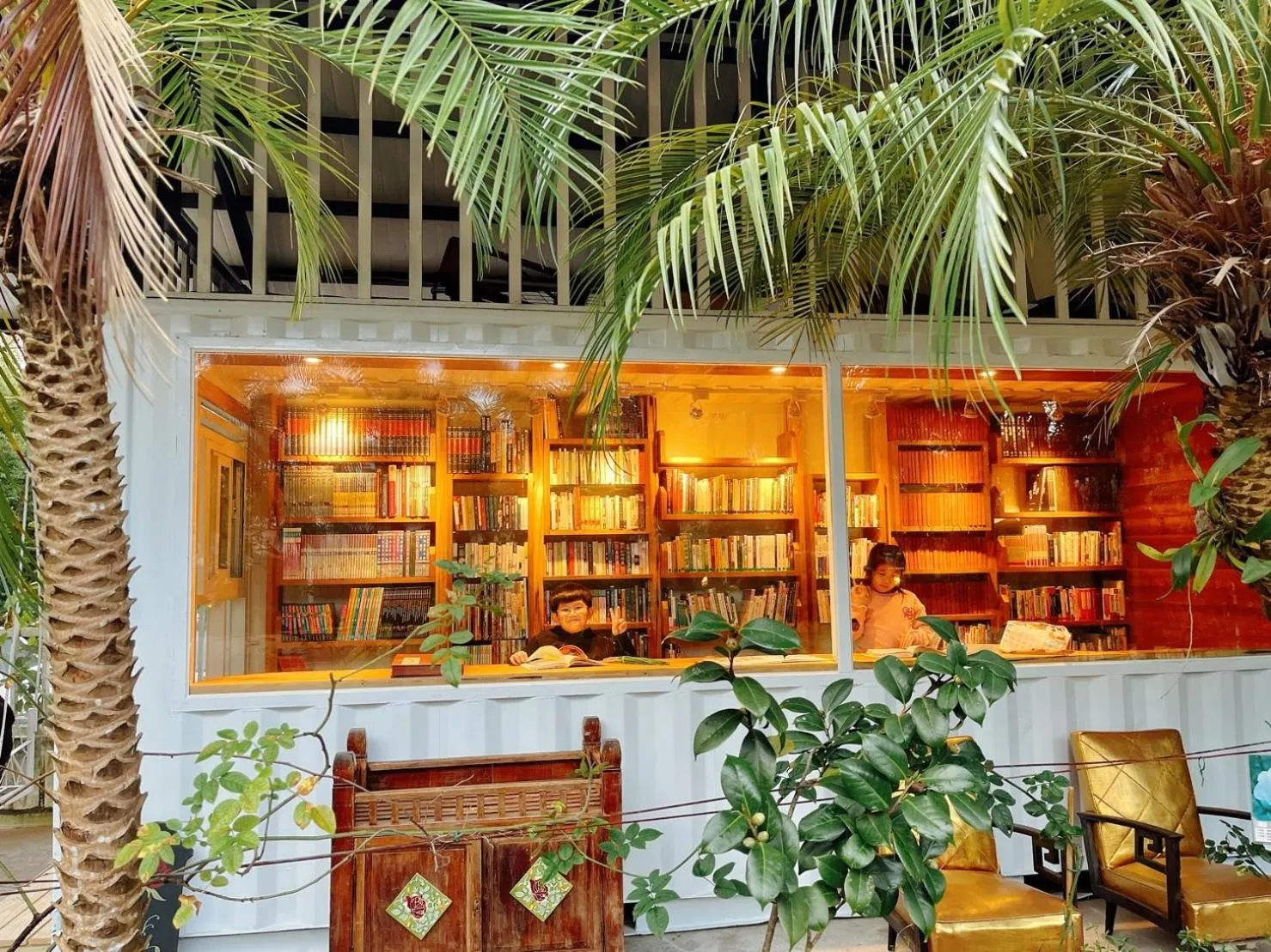 Internal: Not applicable to any particular room in Xin Yuan My Dream Castle