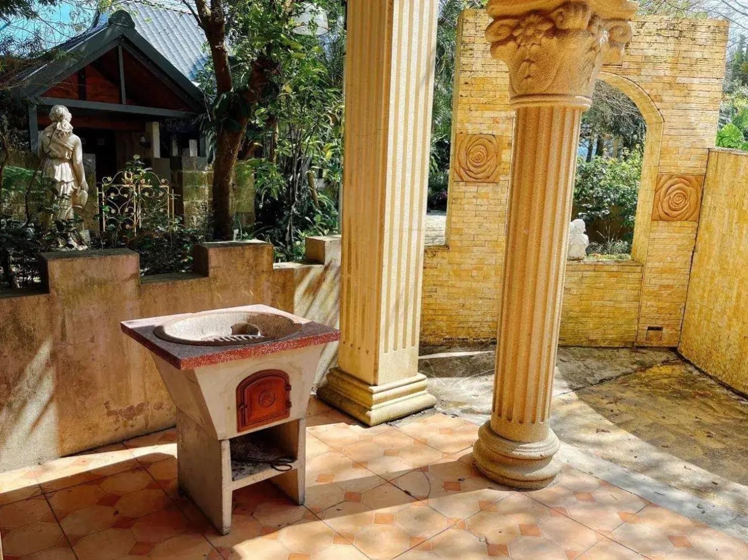 Property building in Xin Yuan My Dream Castle Property building in Xin Yuan My Dream Castle