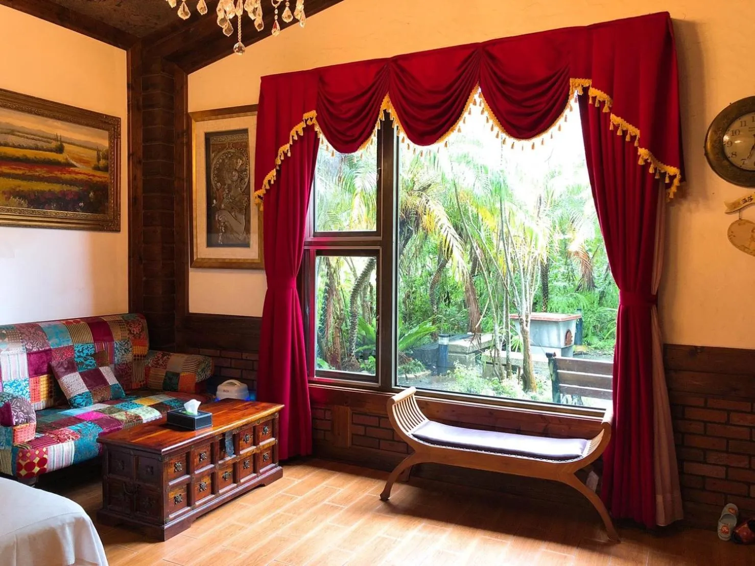 Living room, Bed in Xin Yuan My Dream Castle