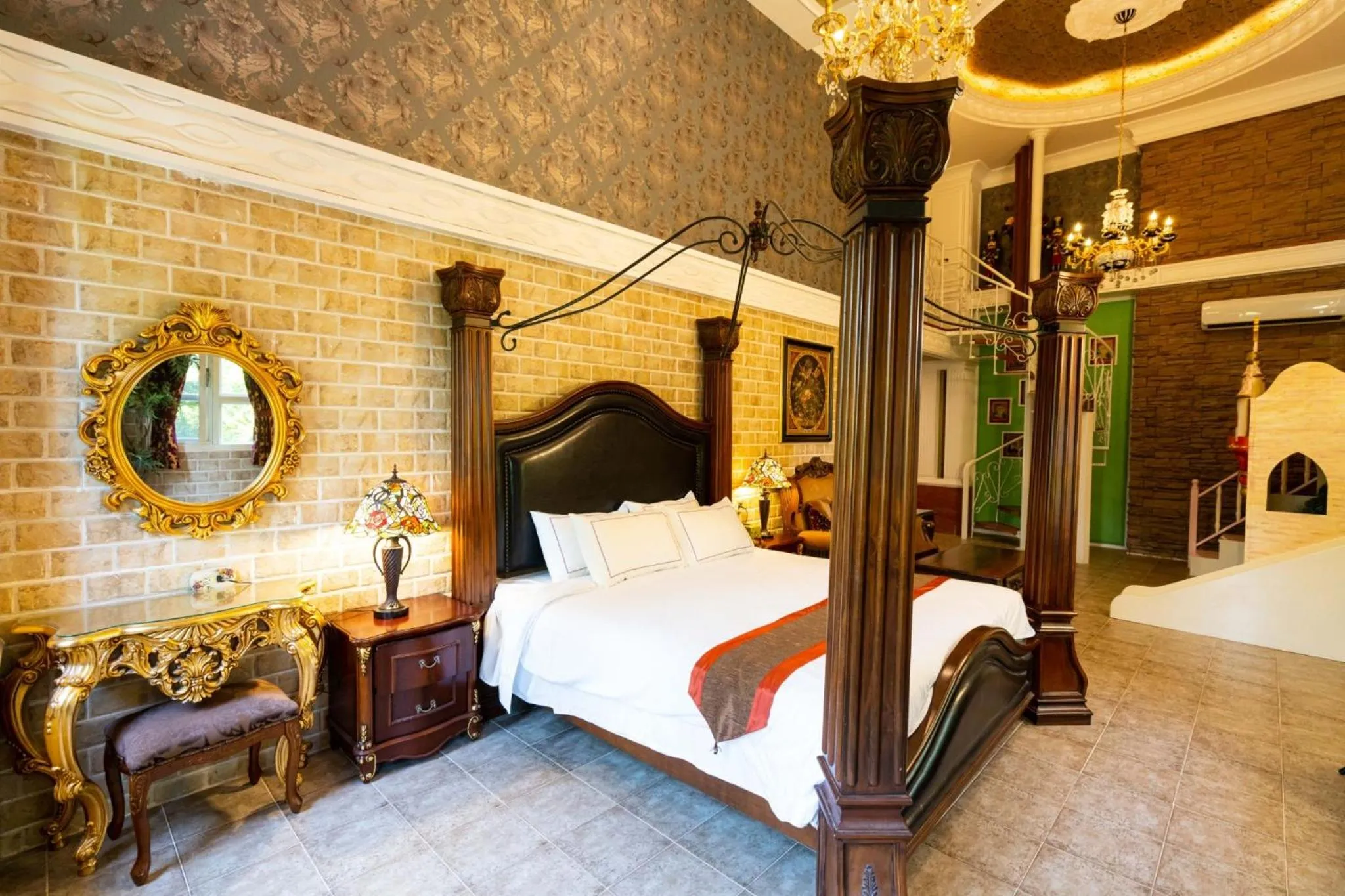 Bed in Xin Yuan My Dream Castle