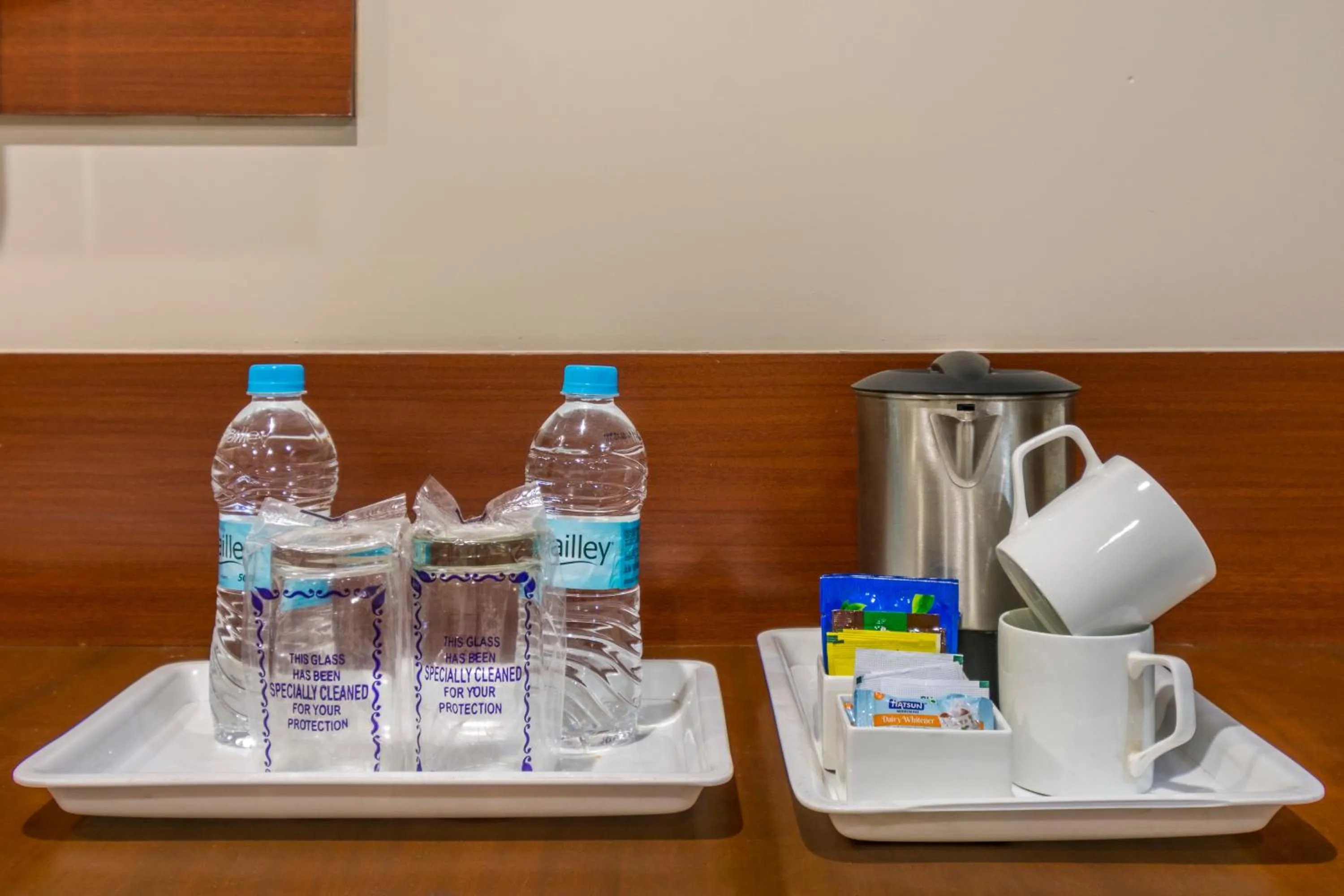 Coffee/tea facilities in Five Elements