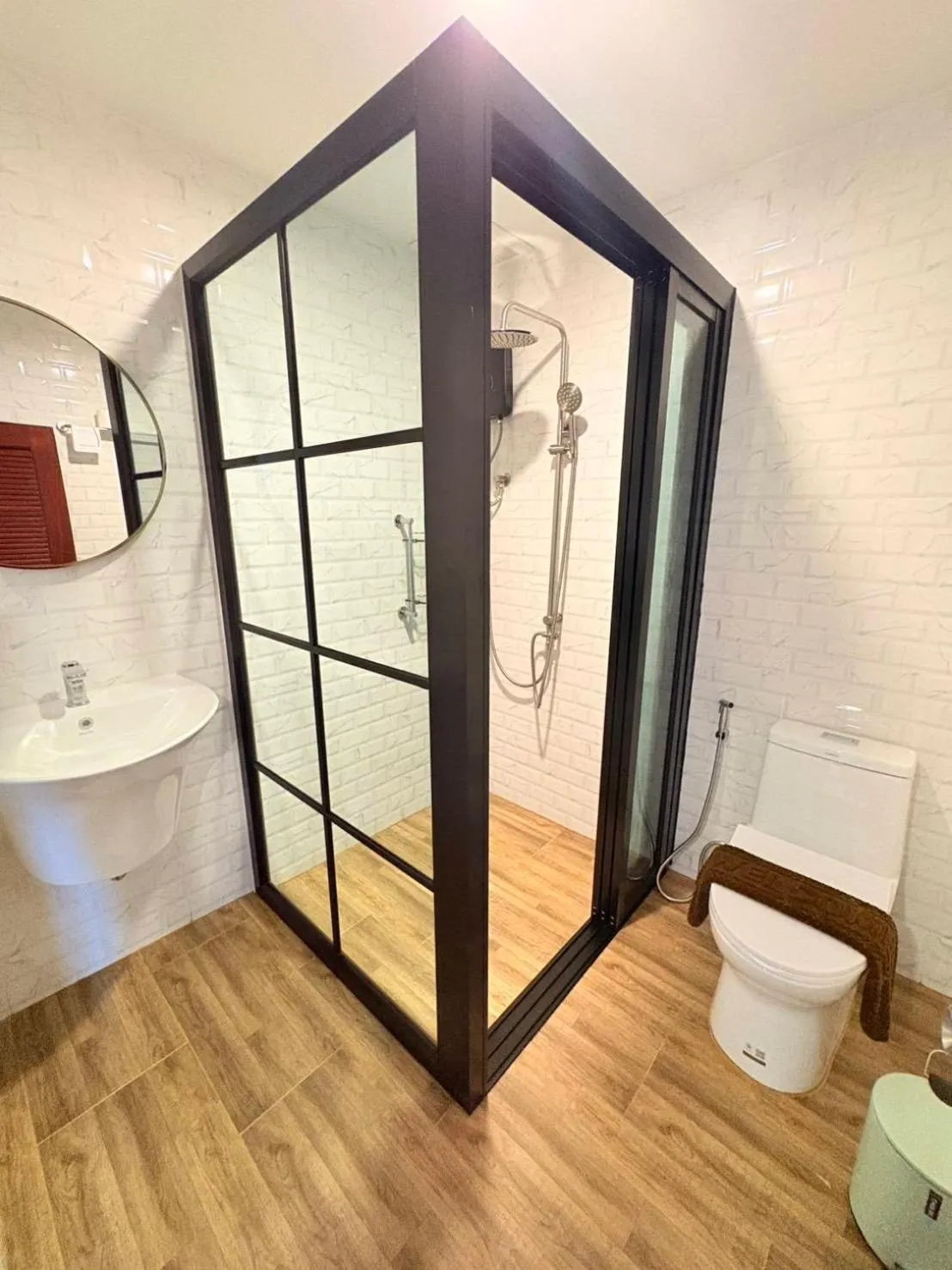 Bathroom in Talay Sai @ Thung Wua Laen