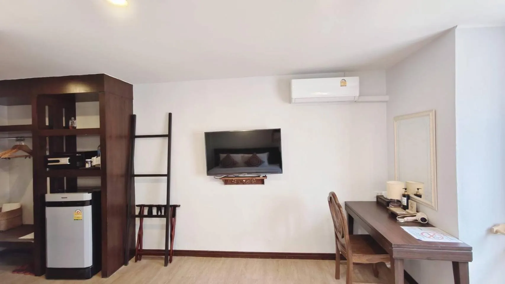 TV and multimedia in Talay Sai @ Thung Wua Laen