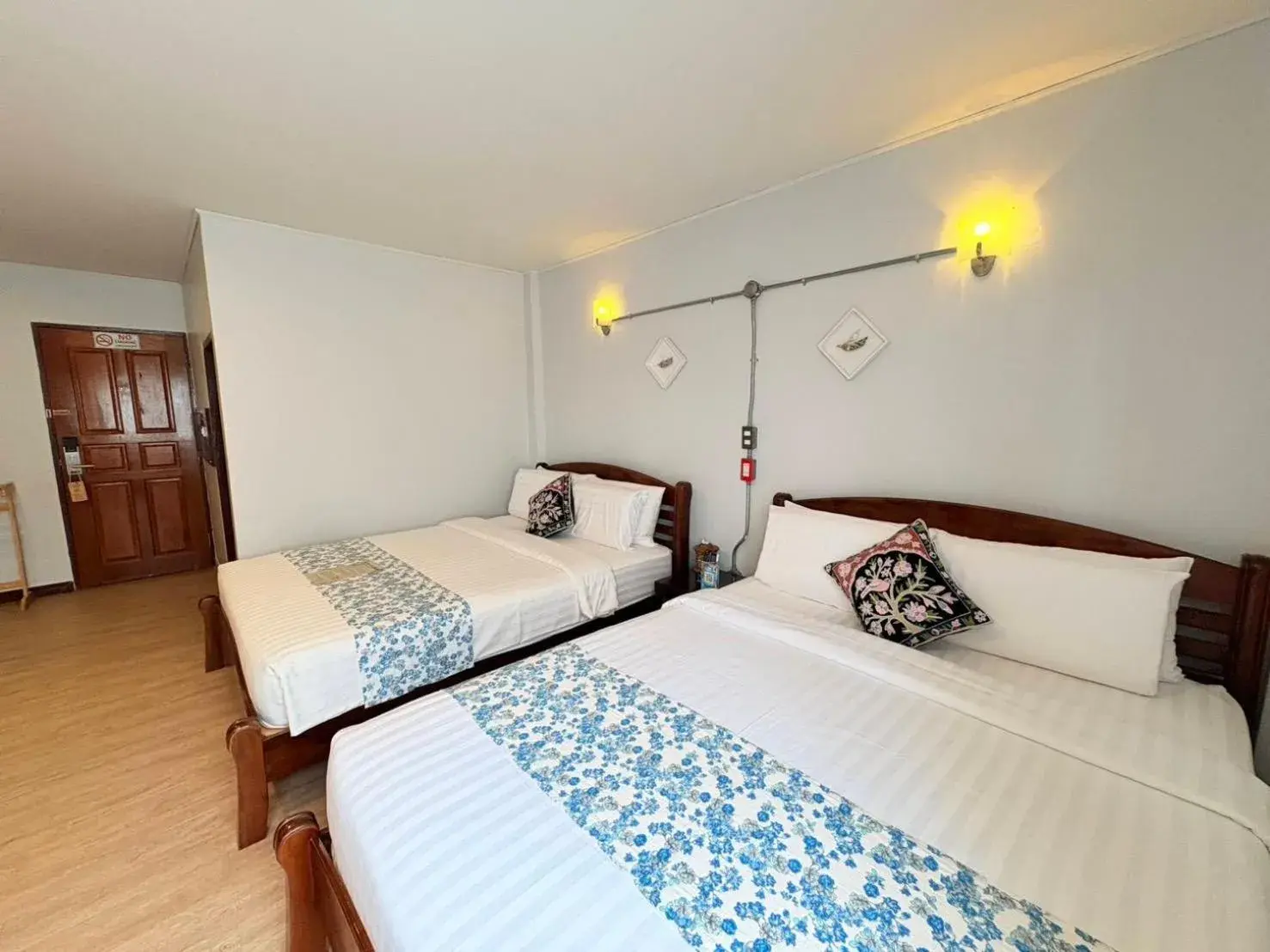 Bed in Talay Sai @ Thung Wua Laen Bed in Talay Sai @ Thung Wua Laen