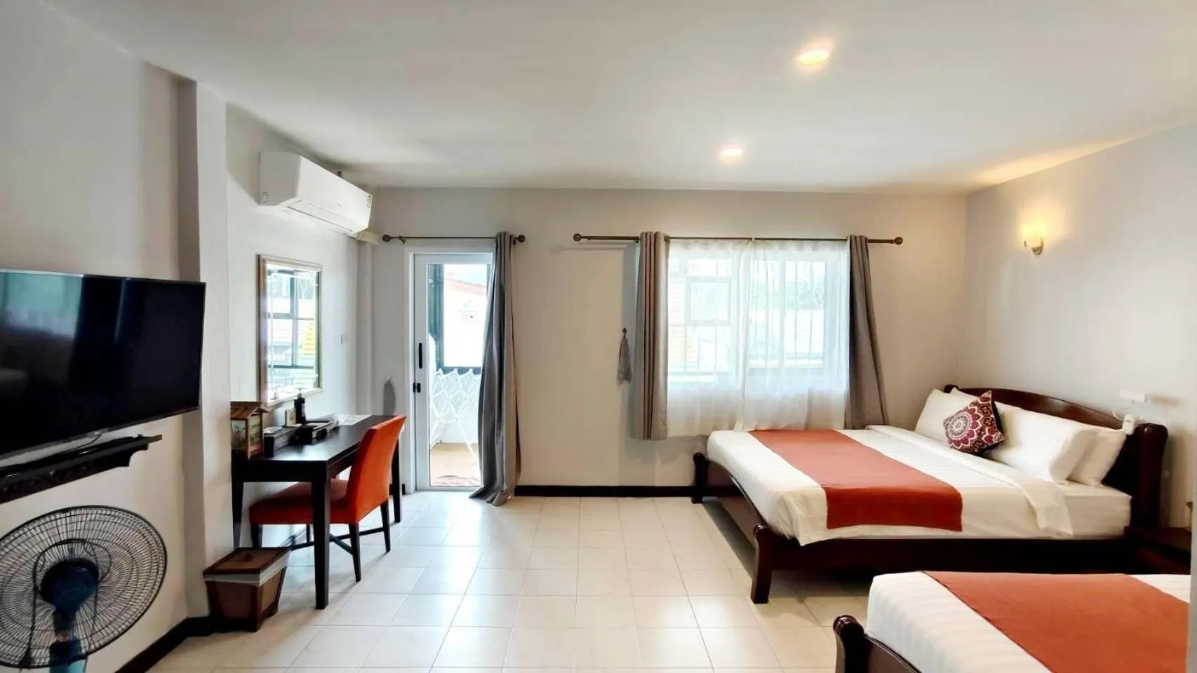 Bedroom, Bed in Talay Sai @ Thung Wua Laen