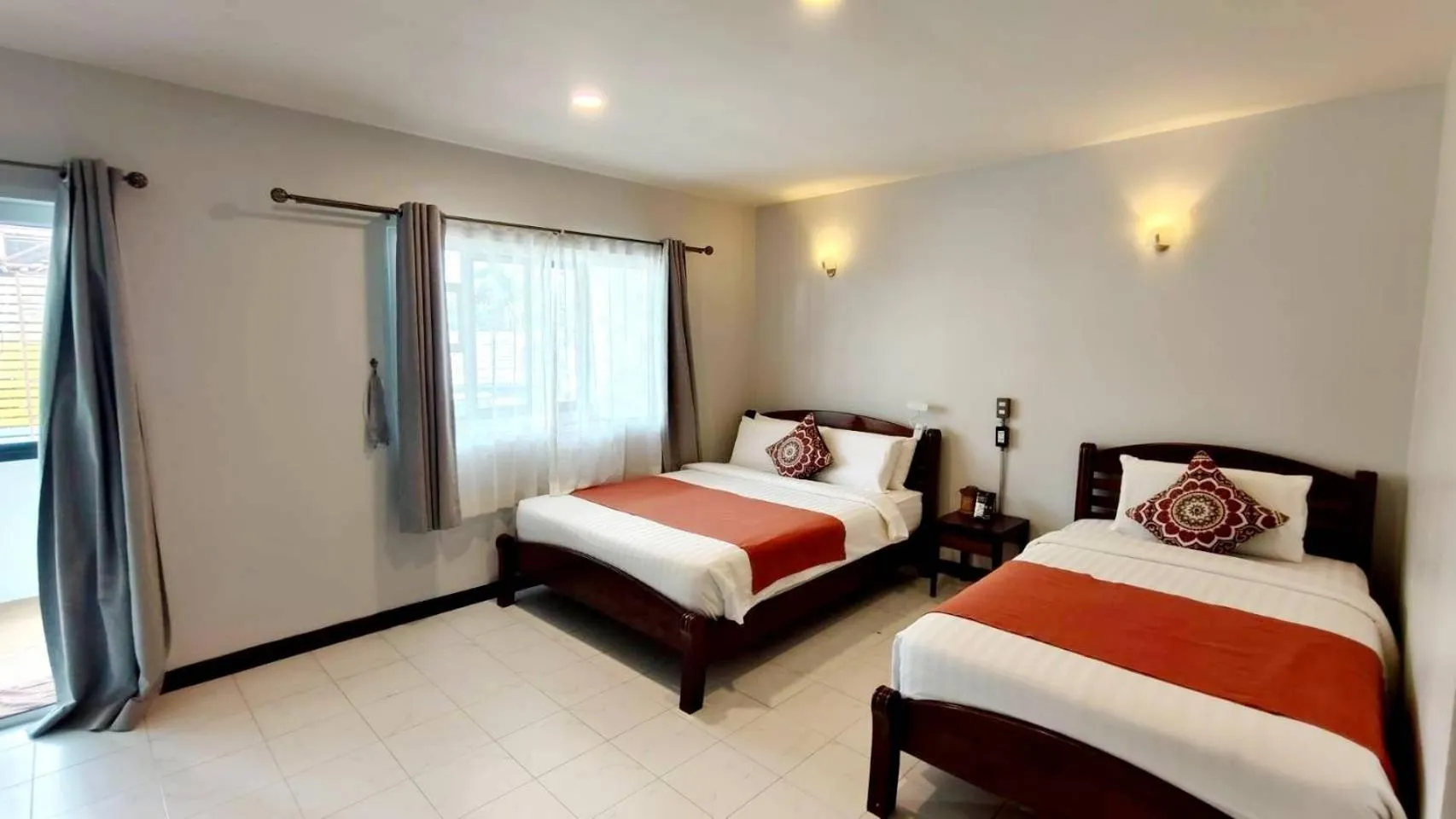 Bed in Talay Sai @ Thung Wua Laen