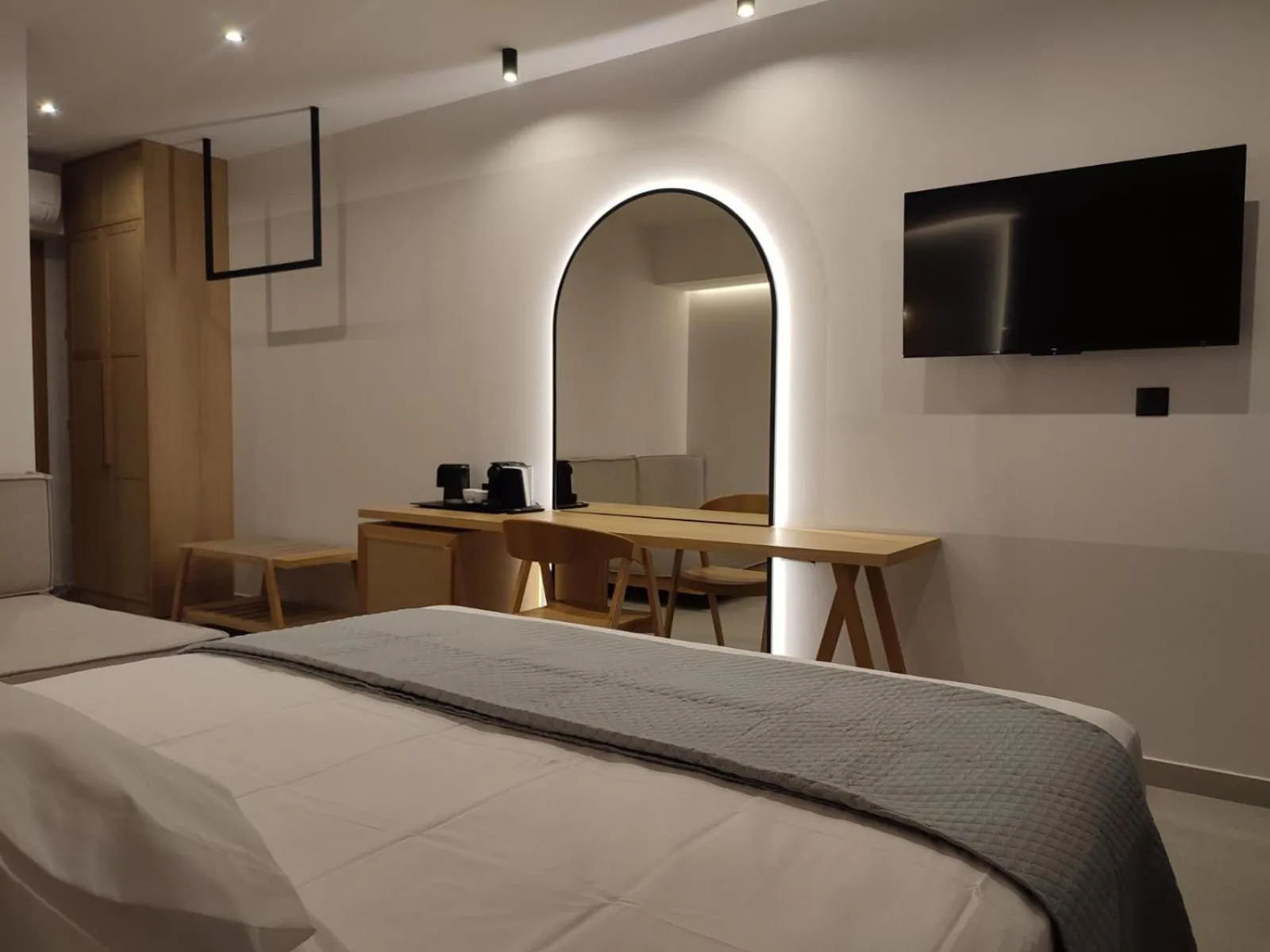 Bed in Ammos Paleochora Hotel