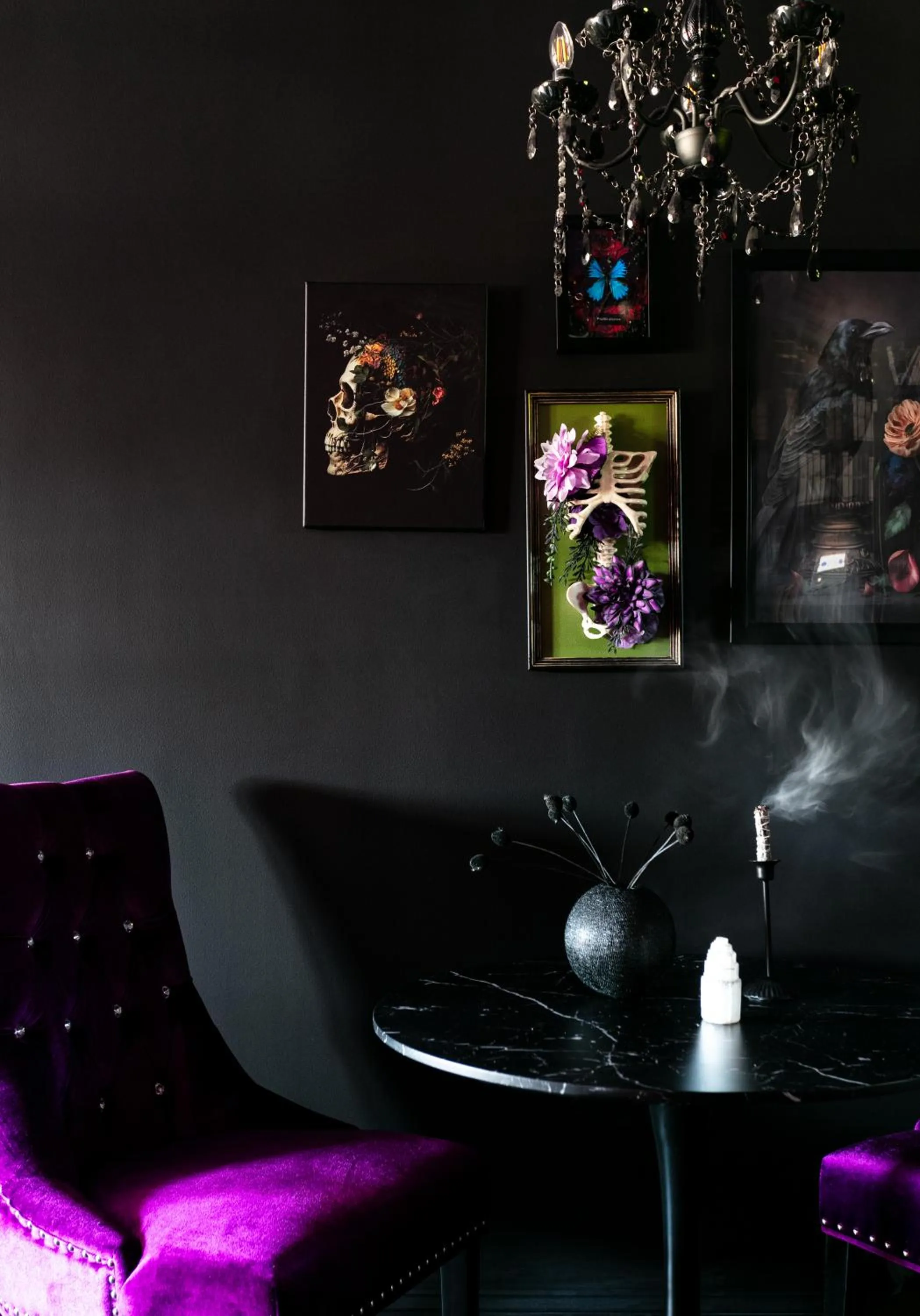 Seating area in The Cove At Salem