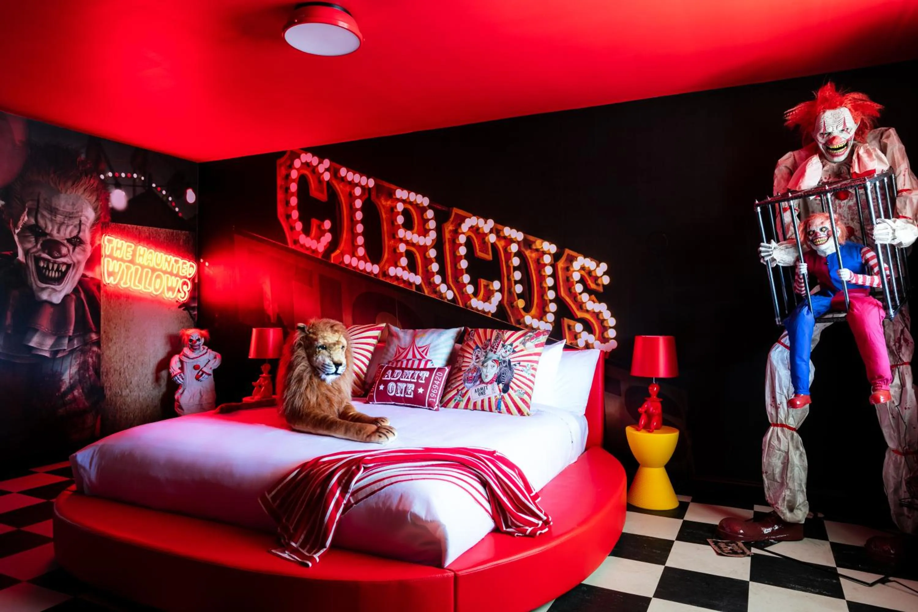 Bed in The Cove At Salem