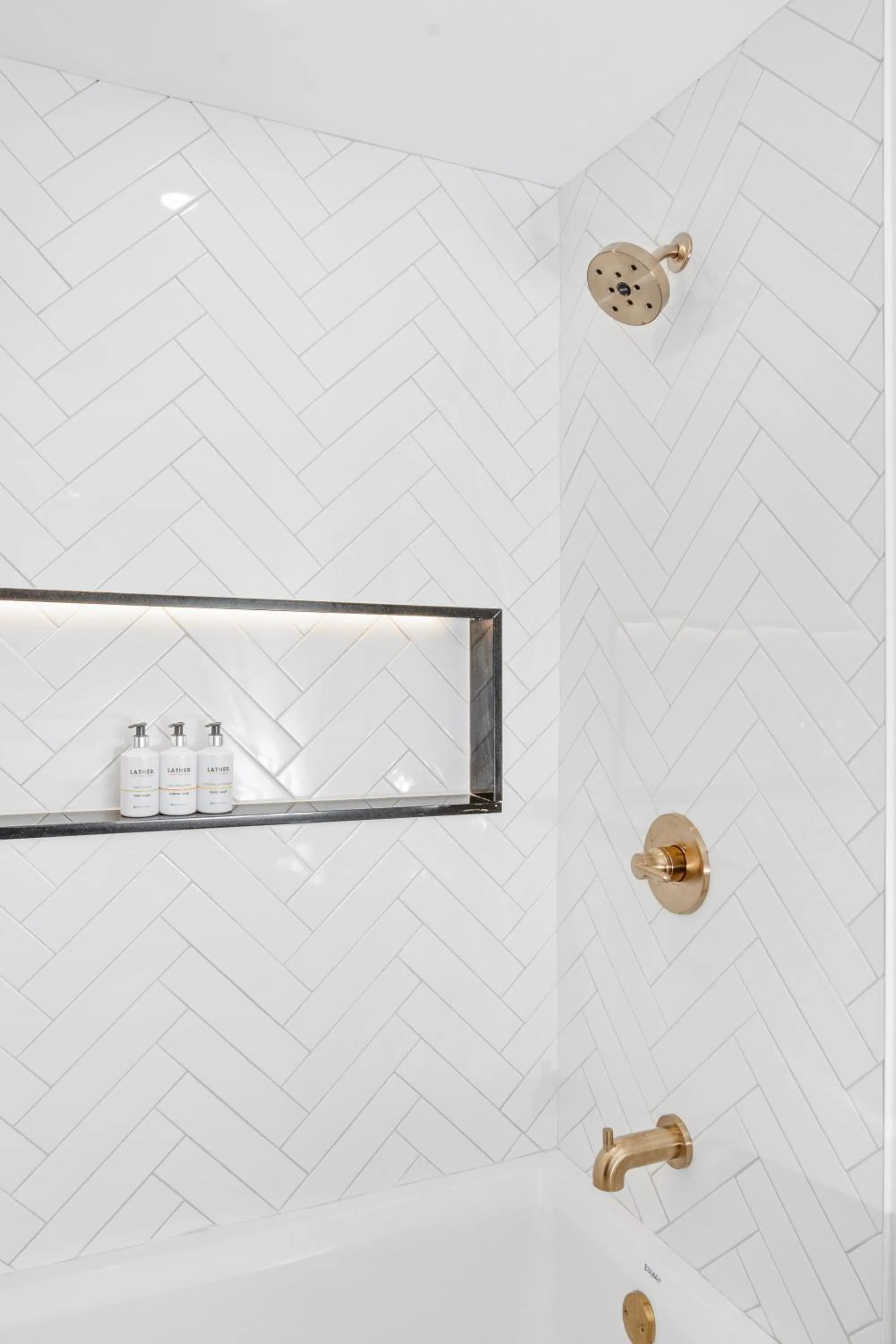 Shower in The Cove At Salem