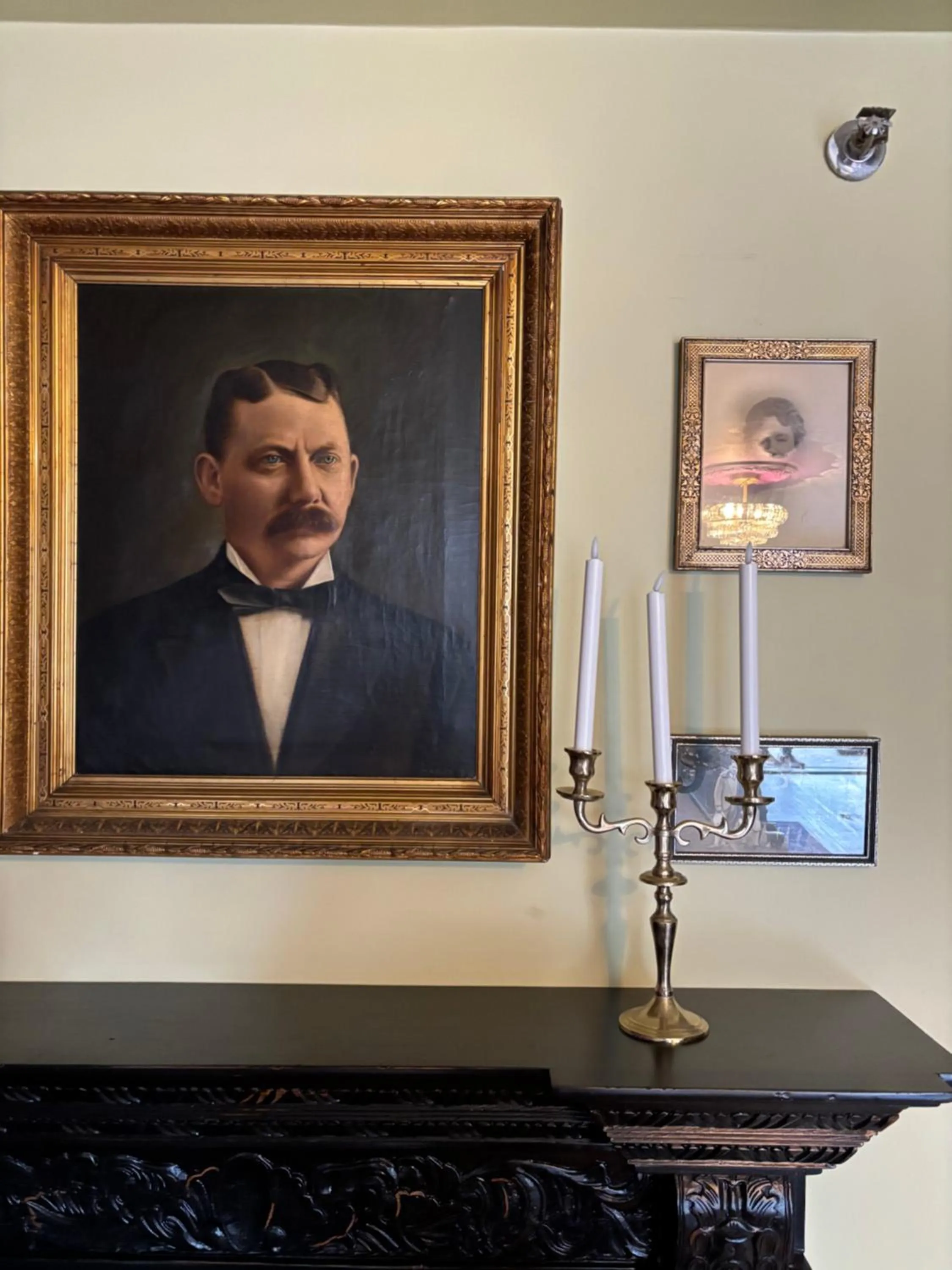 Decorative detail in The Cove At Salem