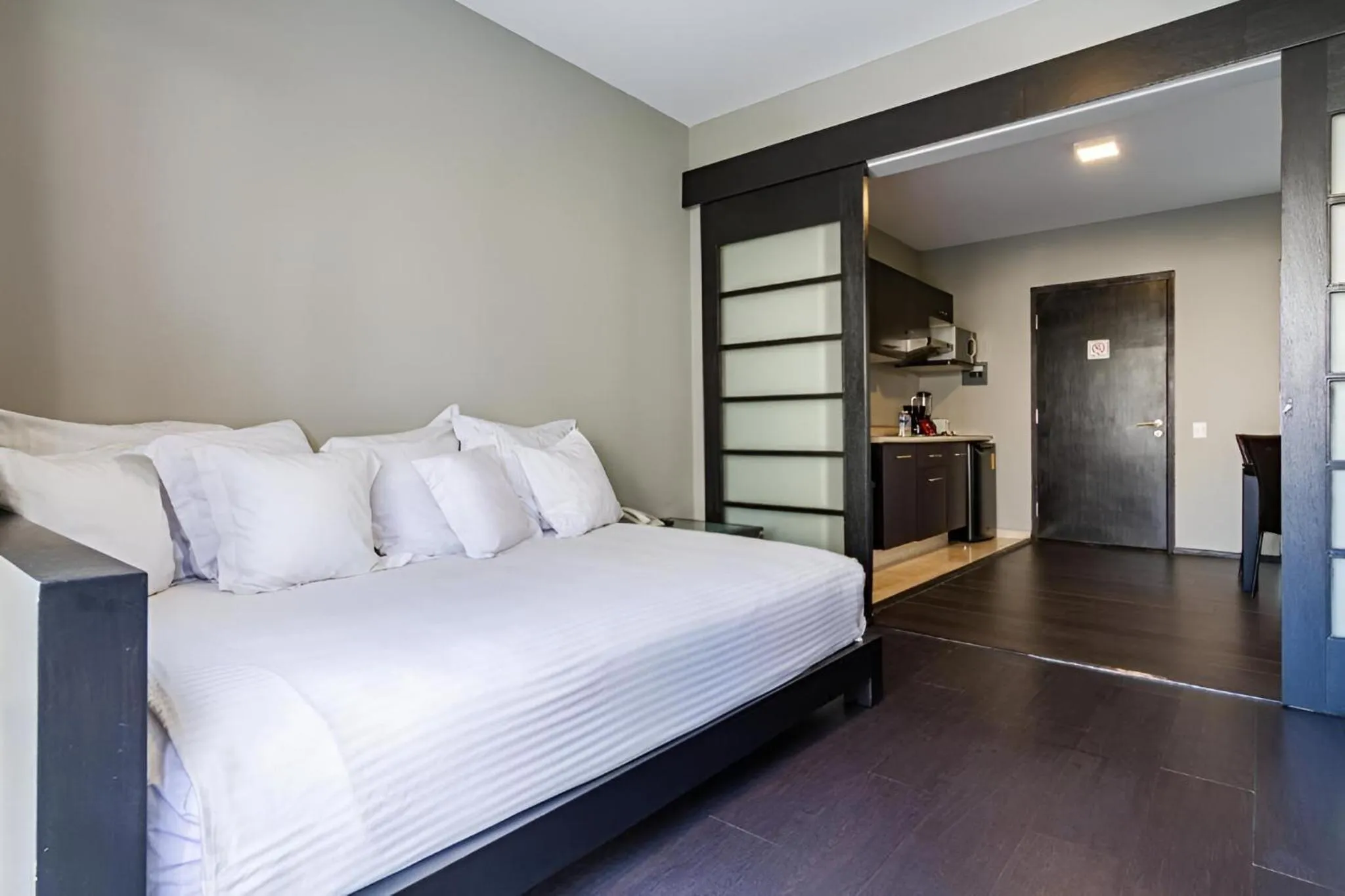 Kitchen or kitchenette in Suites Giorgio