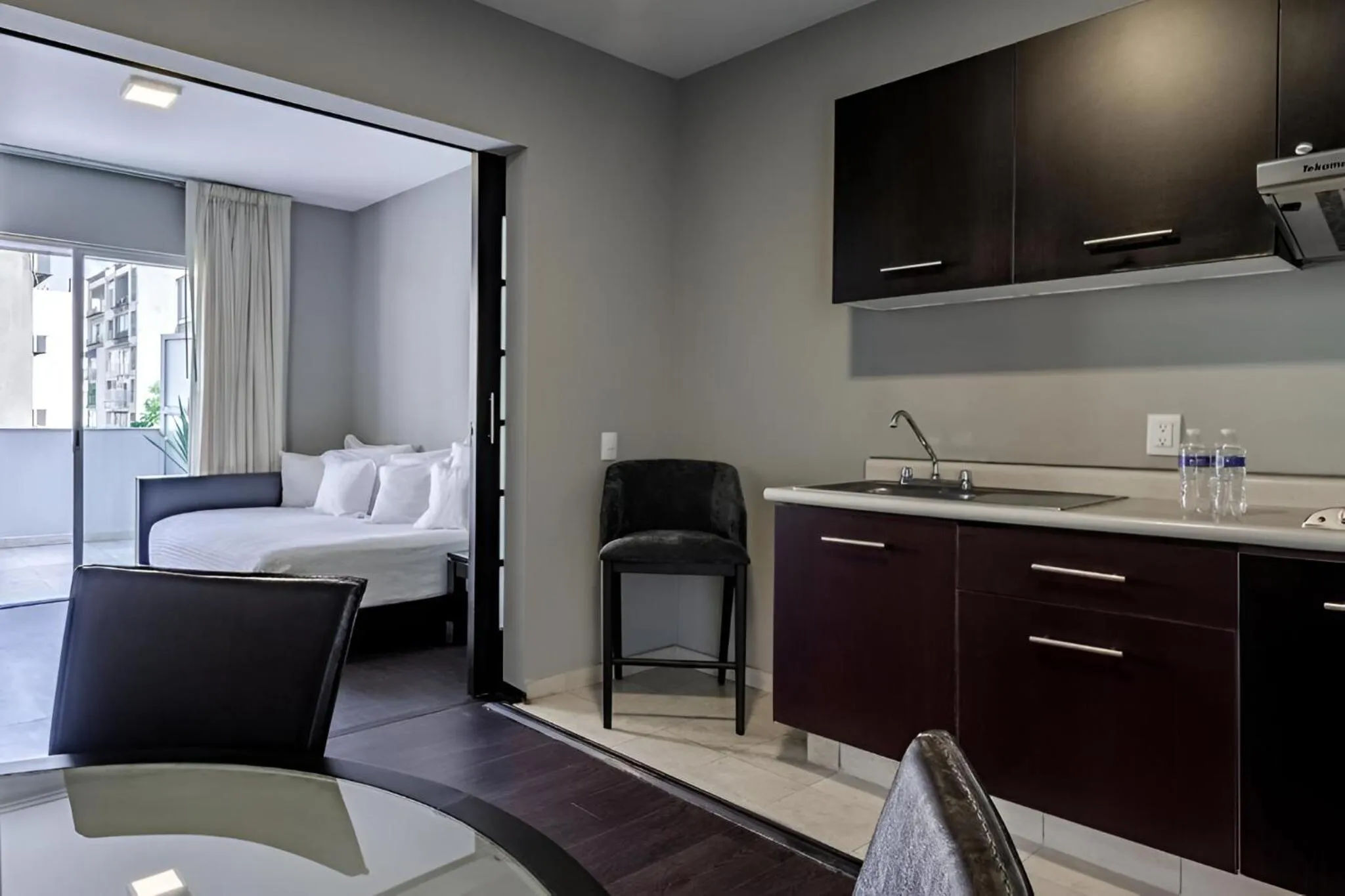 Kitchen or kitchenette in Suites Giorgio