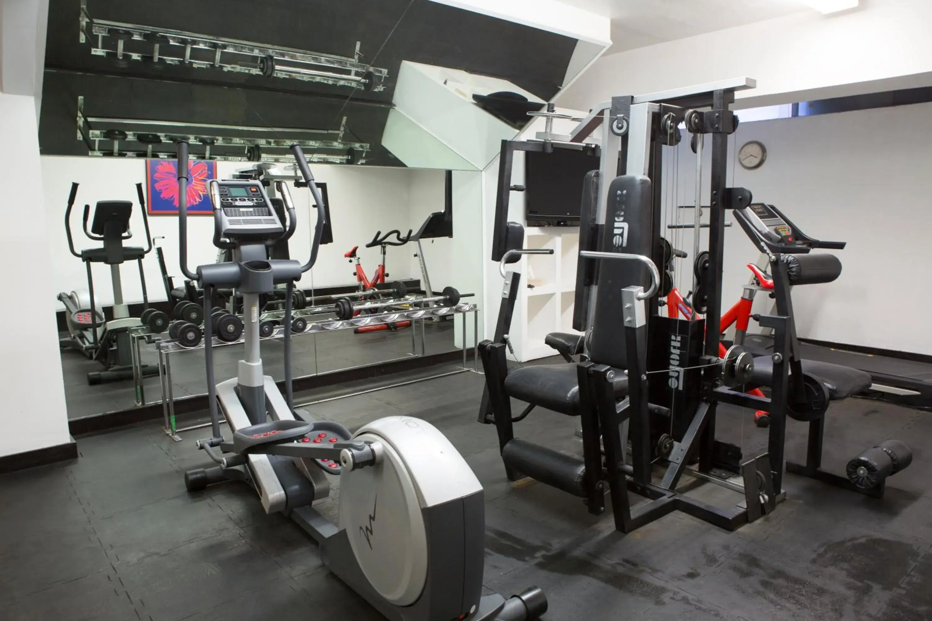 Fitness centre/facilities in Suites Giorgio Fitness centre/facilities in Suites Giorgio