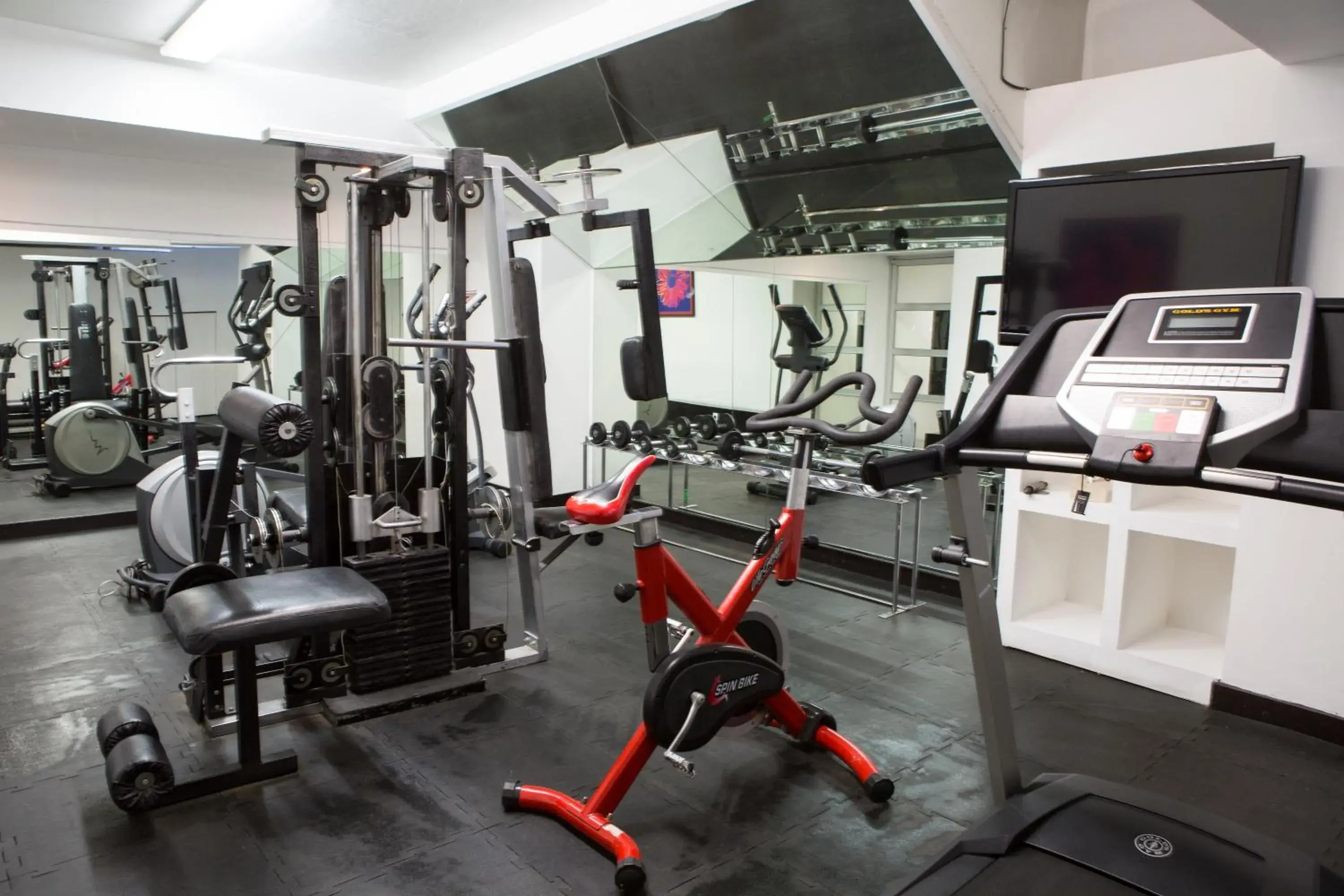 Fitness centre/facilities in Suites Giorgio Fitness centre/facilities in Suites Giorgio