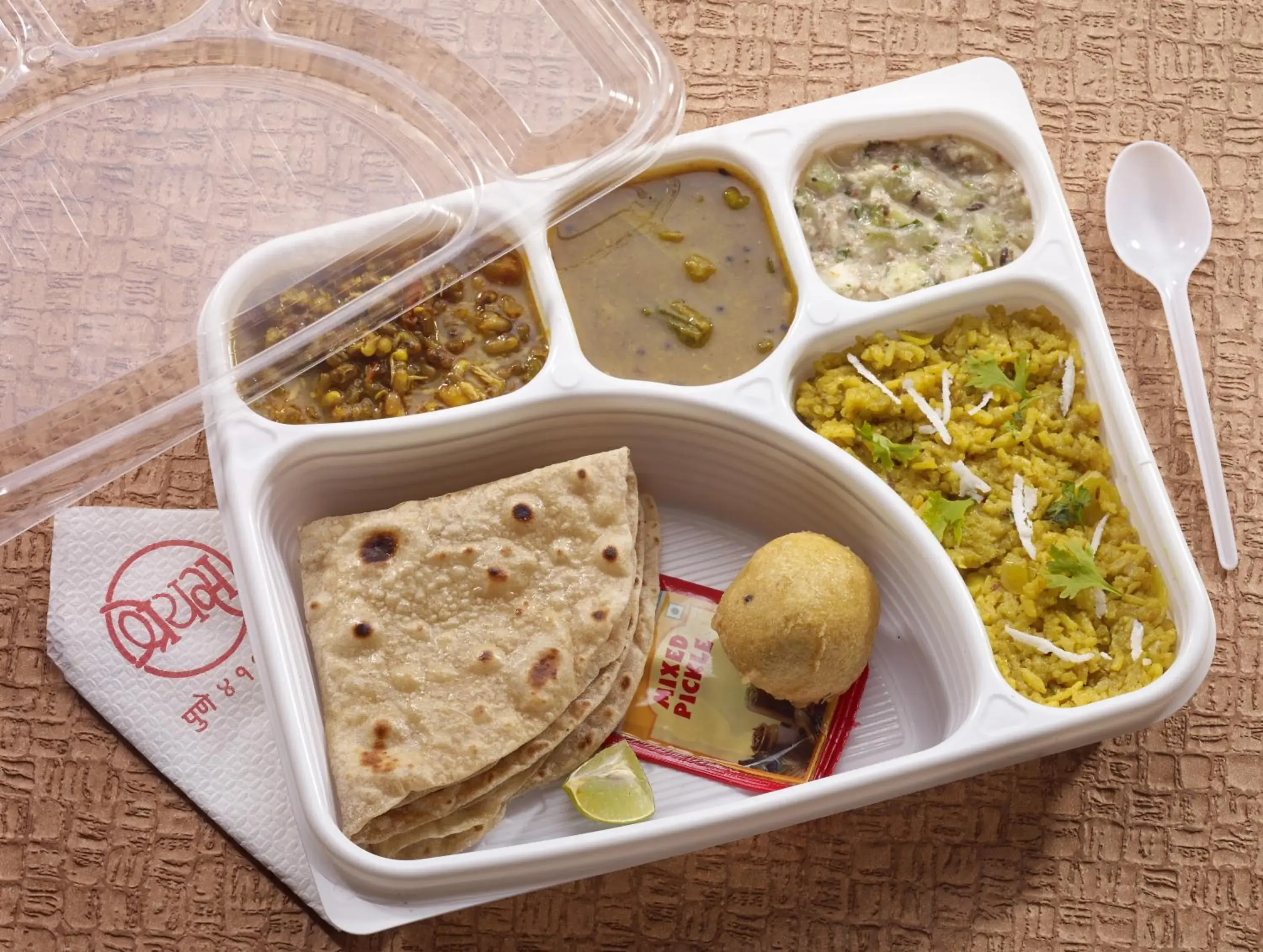 Food and drinks in Hotel Shreyas Food and drinks in Hotel Shreyas