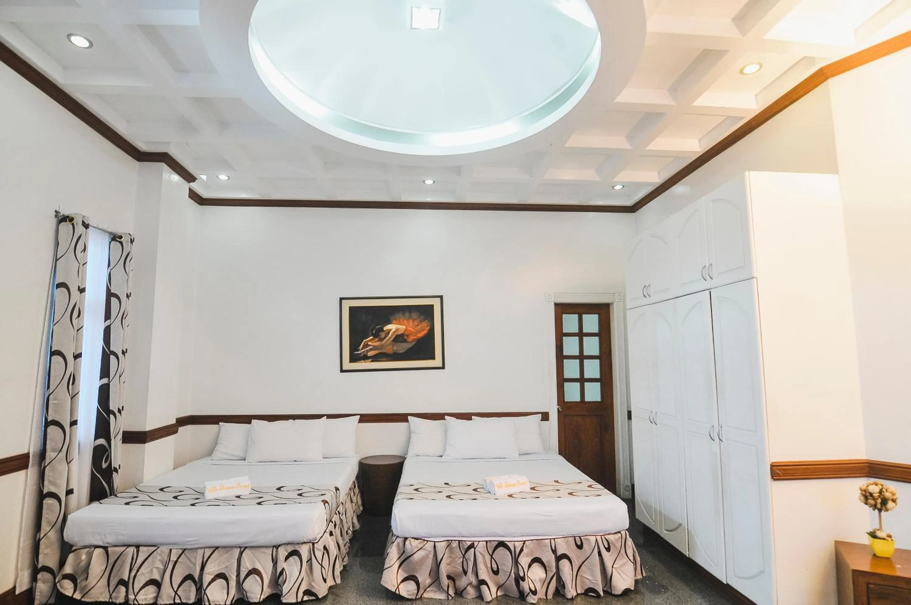 Bed in Villa Jhoana Resort