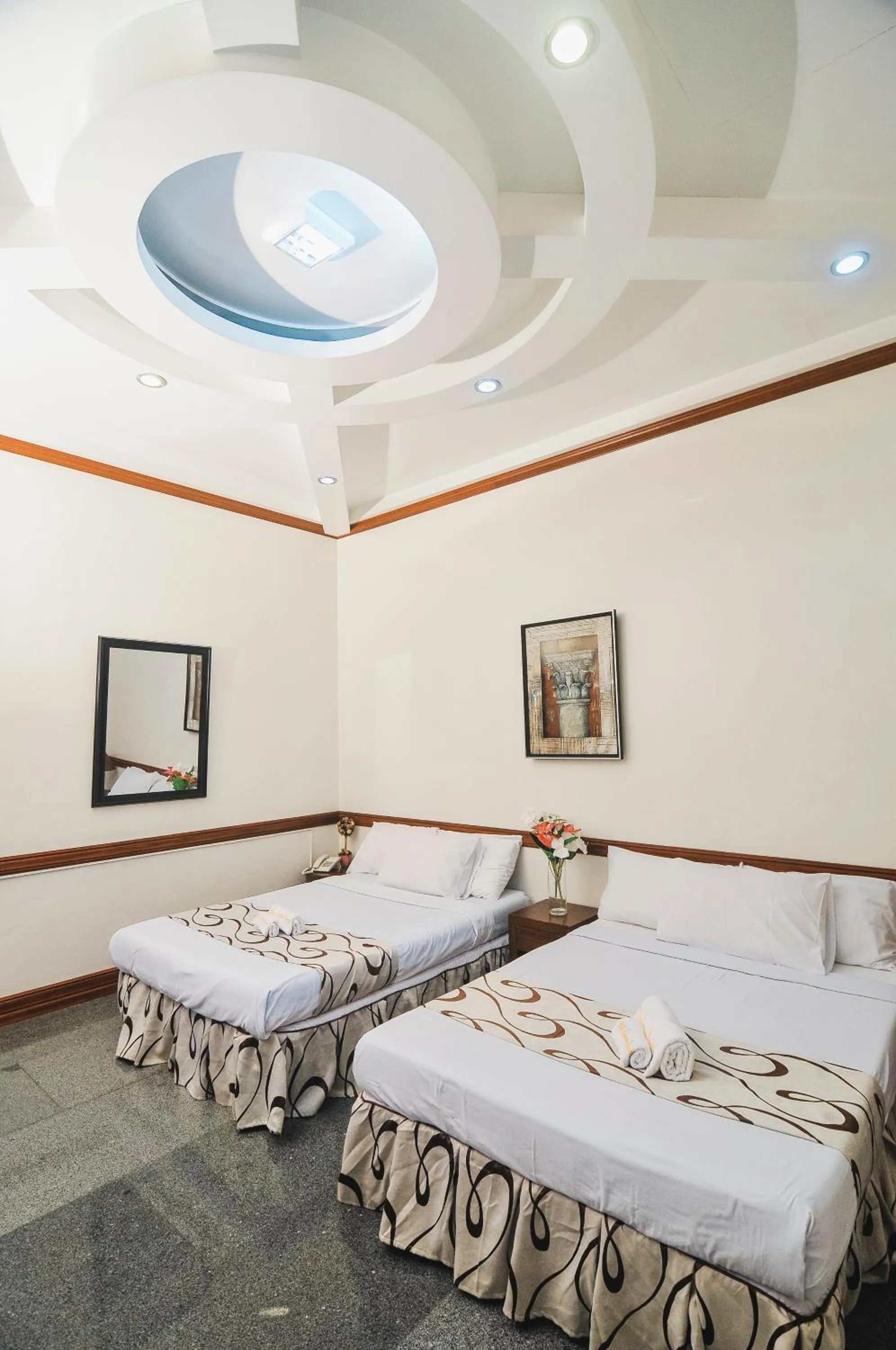 Bed in Villa Jhoana Resort