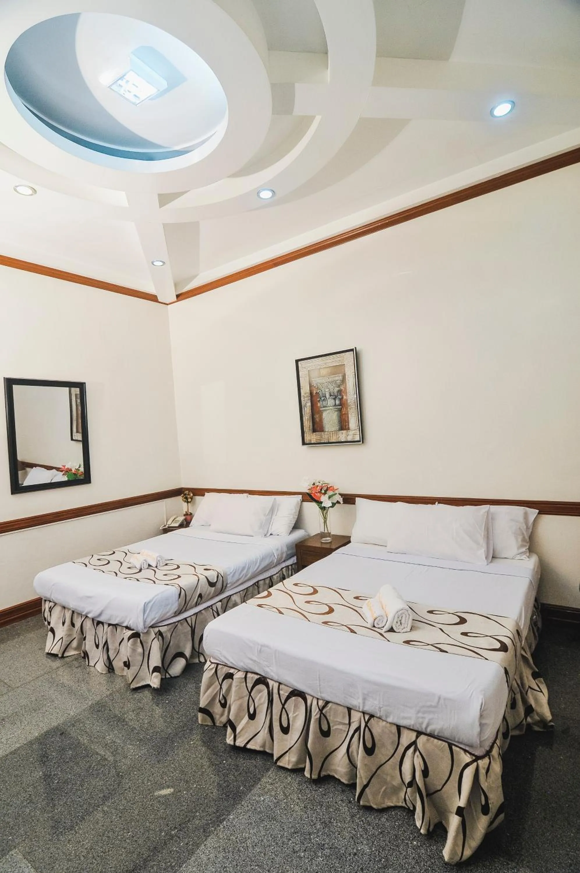 Bed in Villa Jhoana Resort