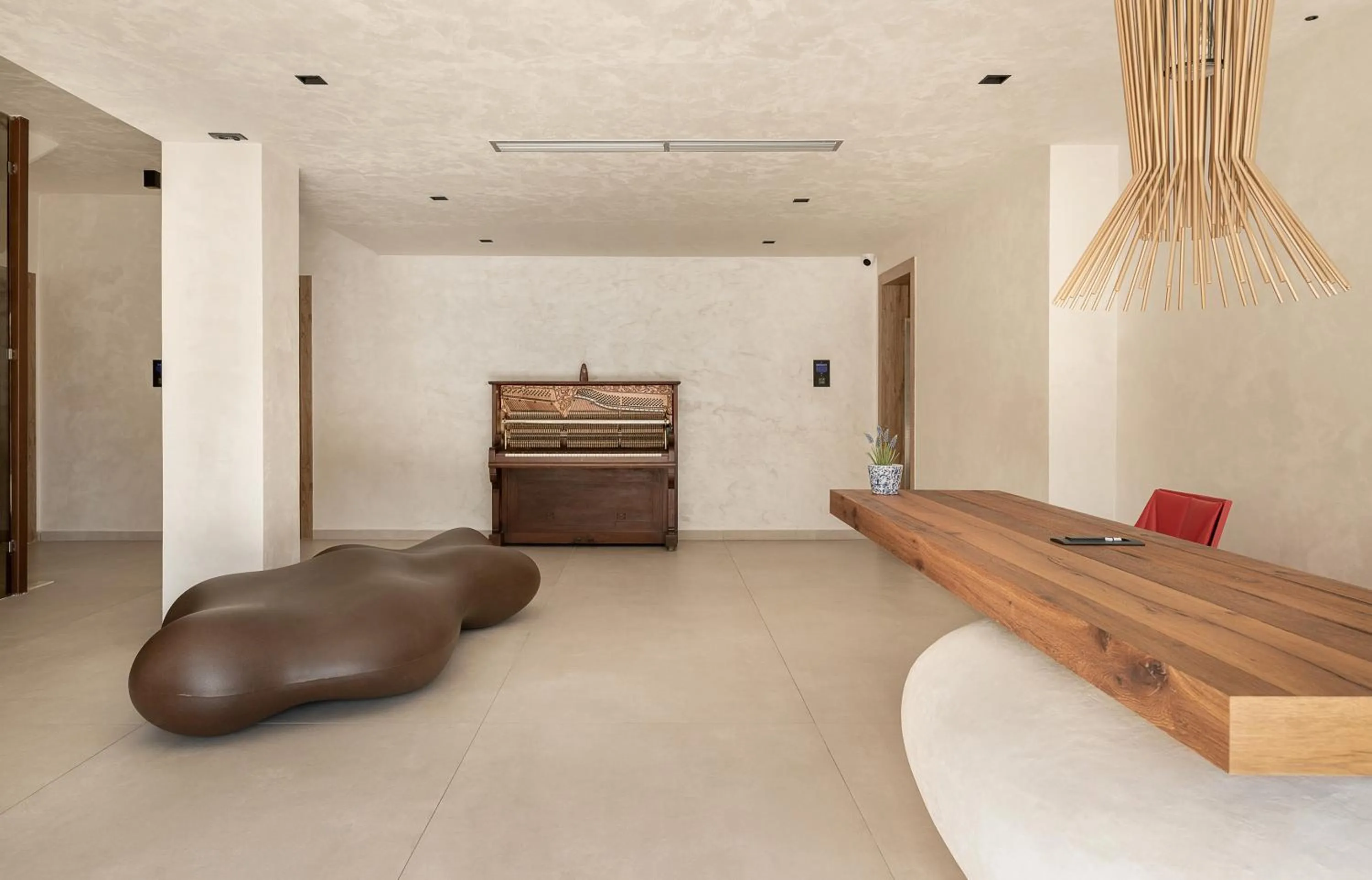 Lobby or reception in Icarus Hotel