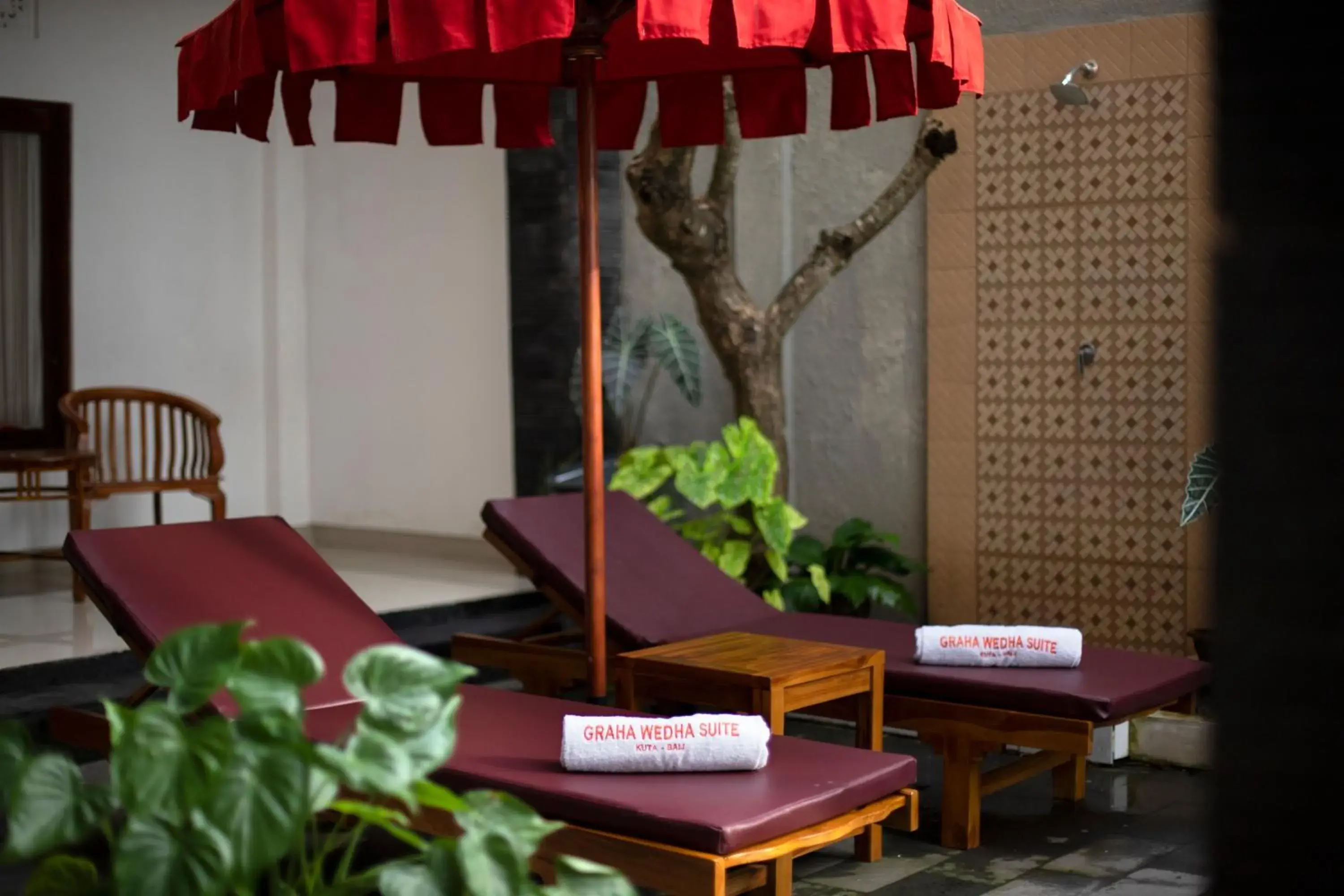 Property building in Graha Wedha Suite Kuta by kamara Property building in Graha Wedha Suite Kuta by kamara