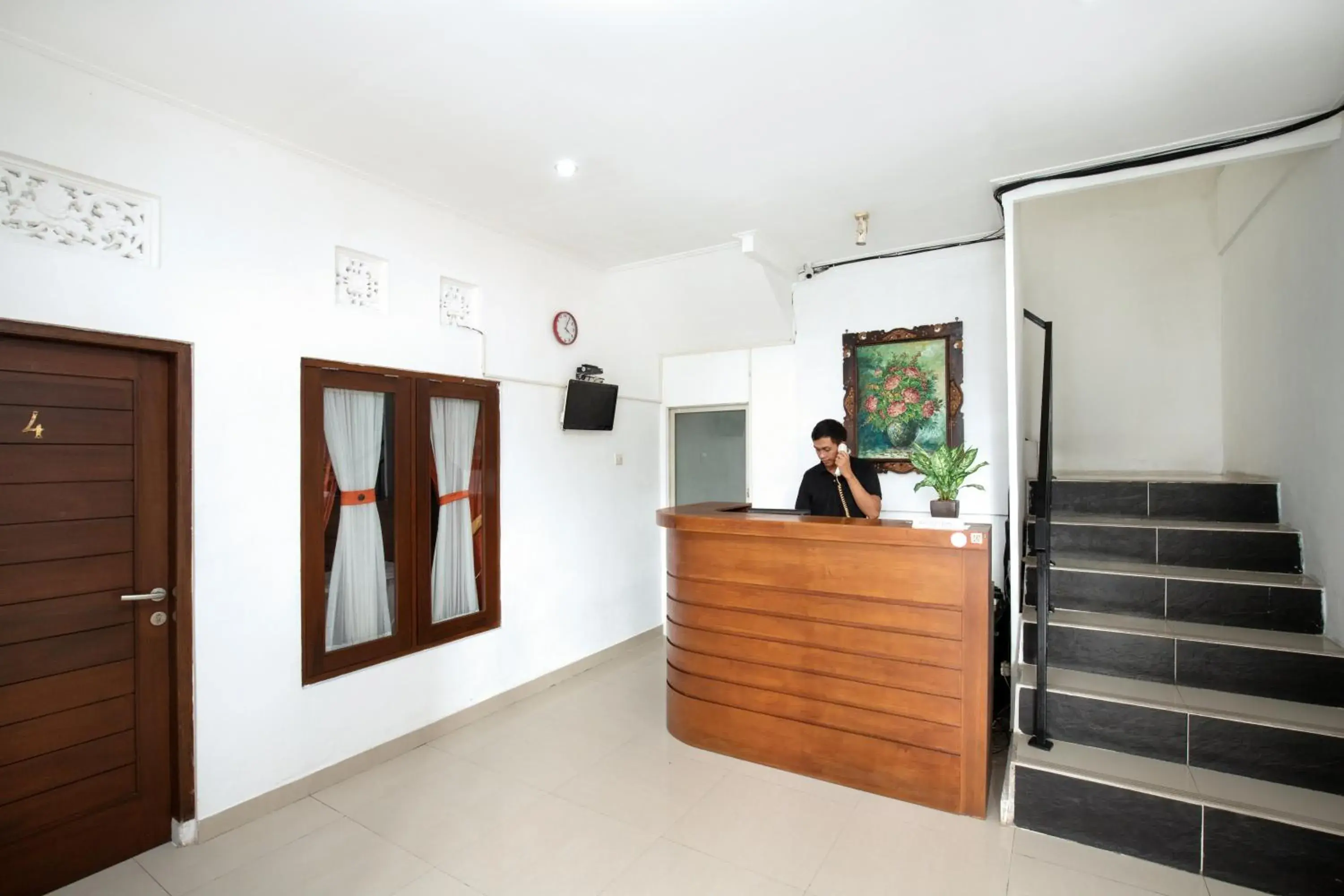 Lobby or reception in Graha Wedha Suite Kuta by kamara Lobby or reception in Graha Wedha Suite Kuta by kamara