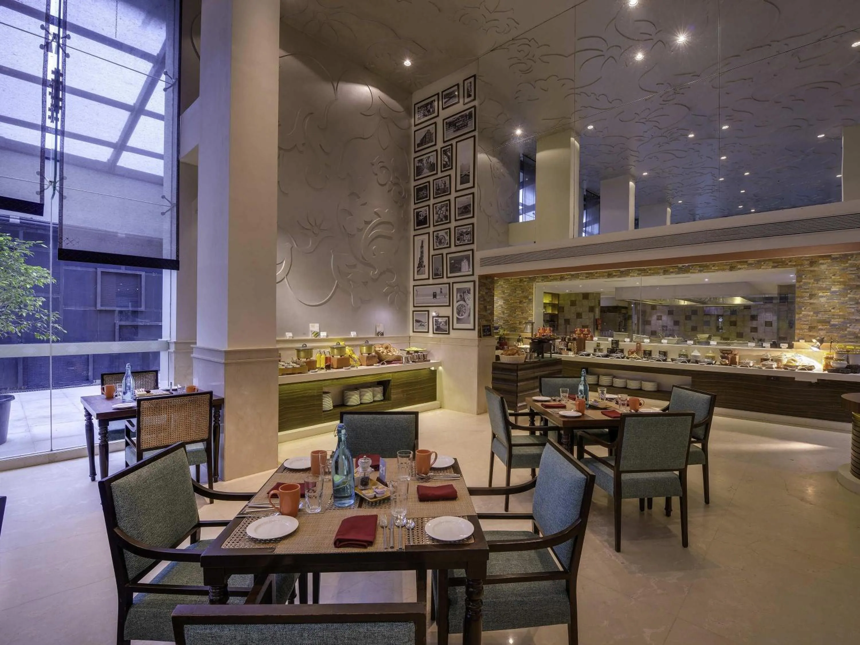 Restaurant/places to eat in Novotel Goa Resort & Spa Candolim