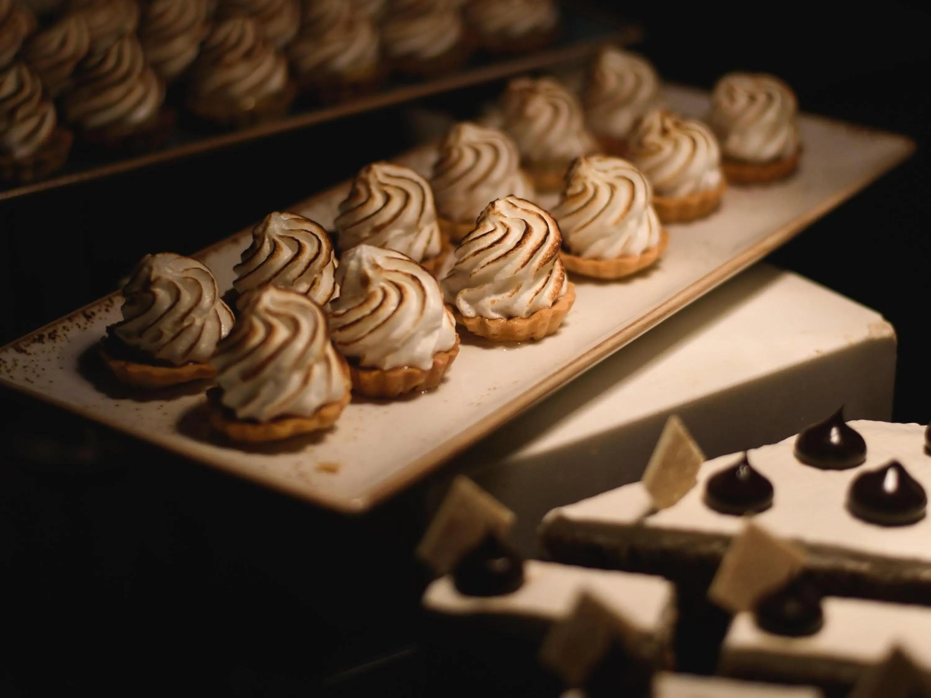 Restaurant/places to eat in Novotel Goa Resort & Spa Candolim