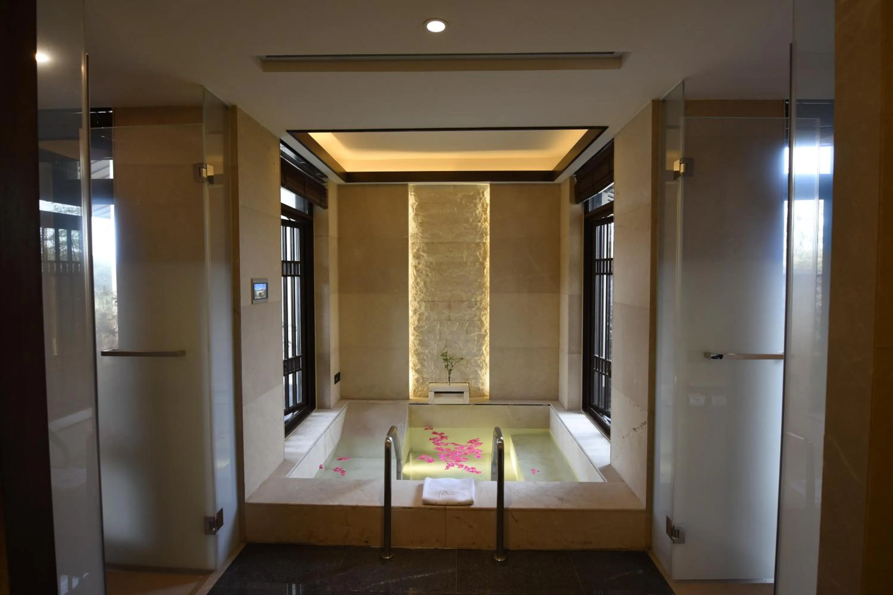 Bed in E-mei Mountain Hotel