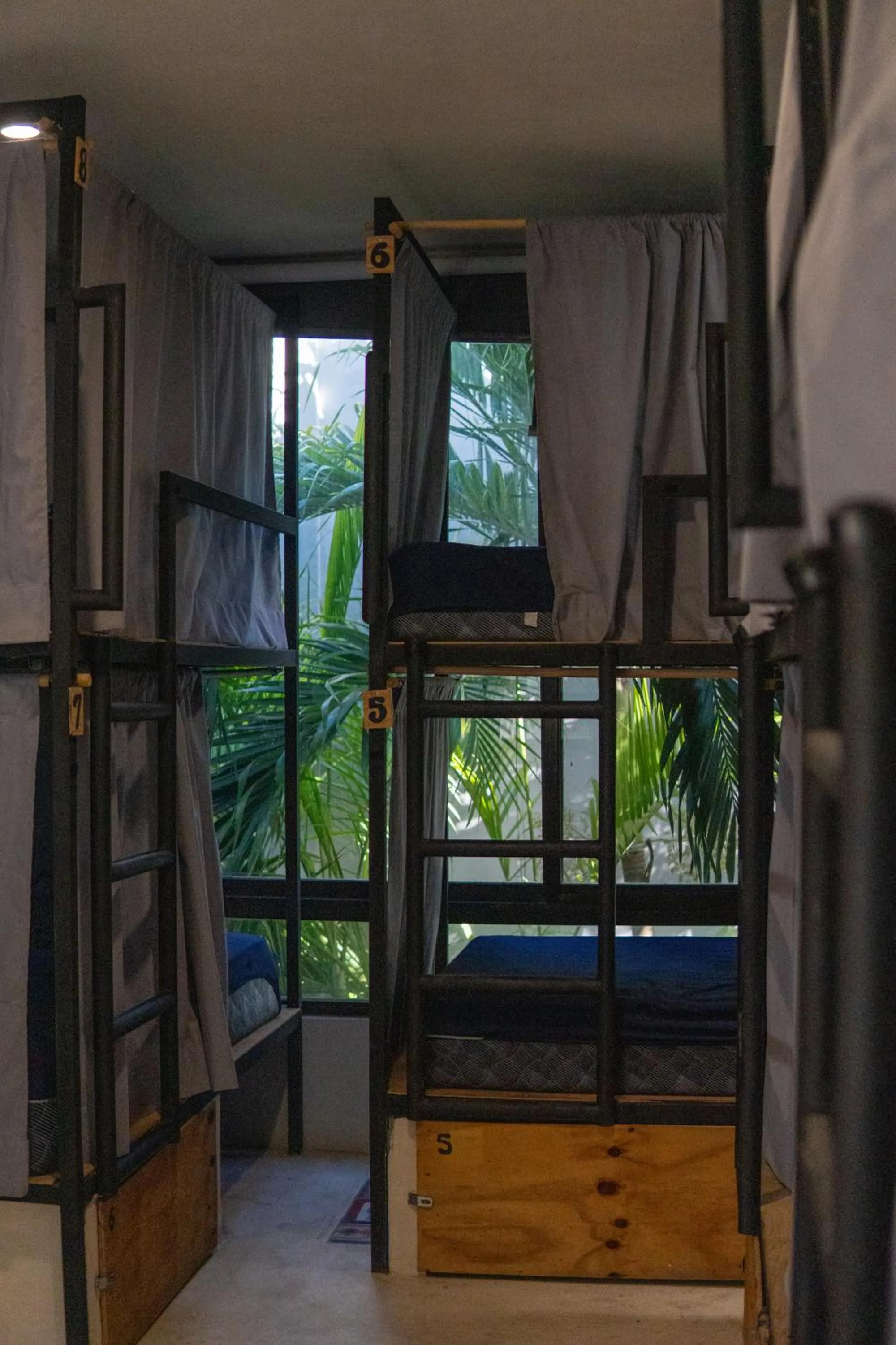 Bed in Maui Hostels Tulum