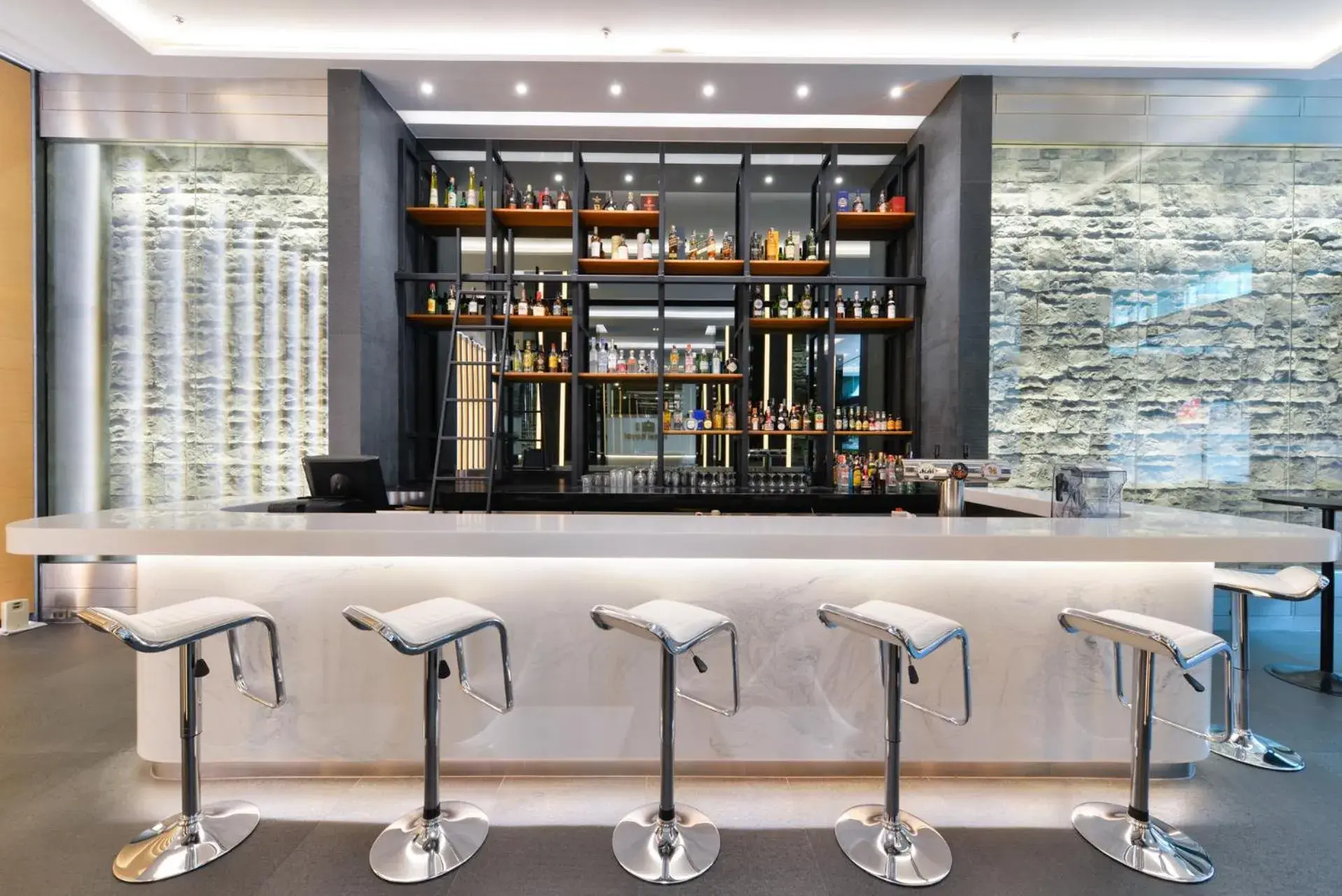 Lobby or reception in Hotel Royal Bangkok Lobby or reception in Hotel Royal Bangkok