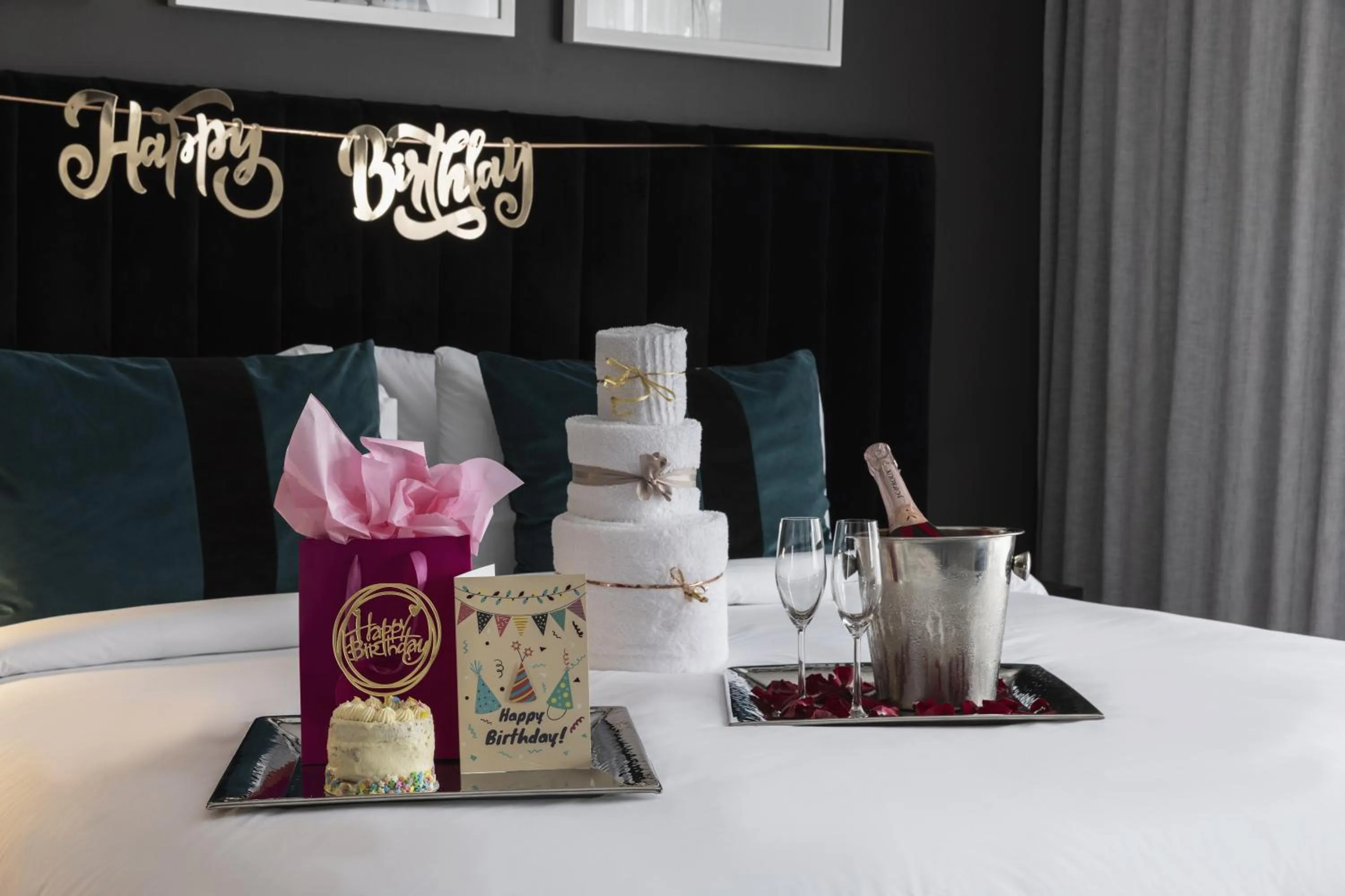 room service in The Capital Empire