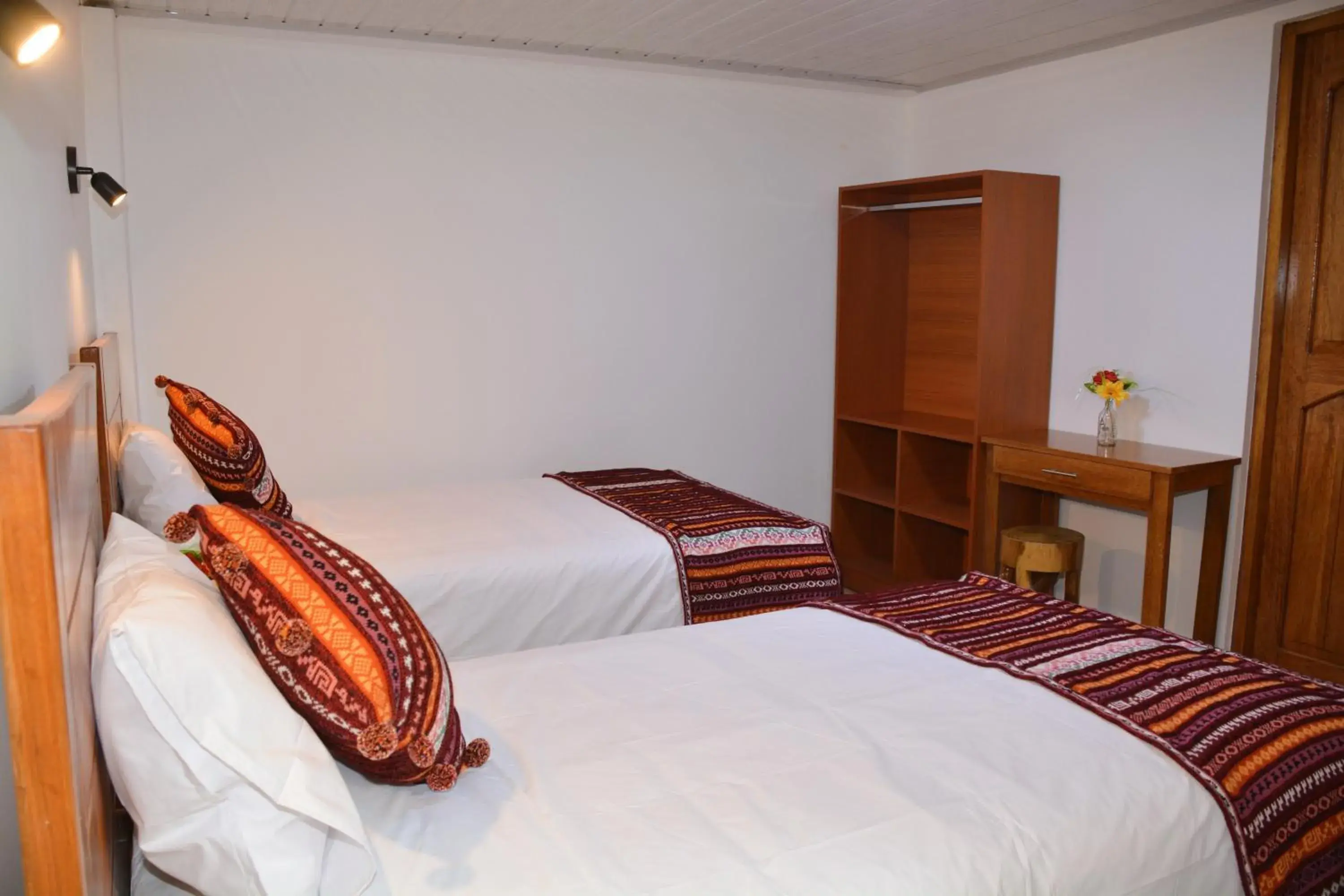 Budget Twin Room in Hotel Inka Pisac Budget Twin Room in Hotel Inka Pisac