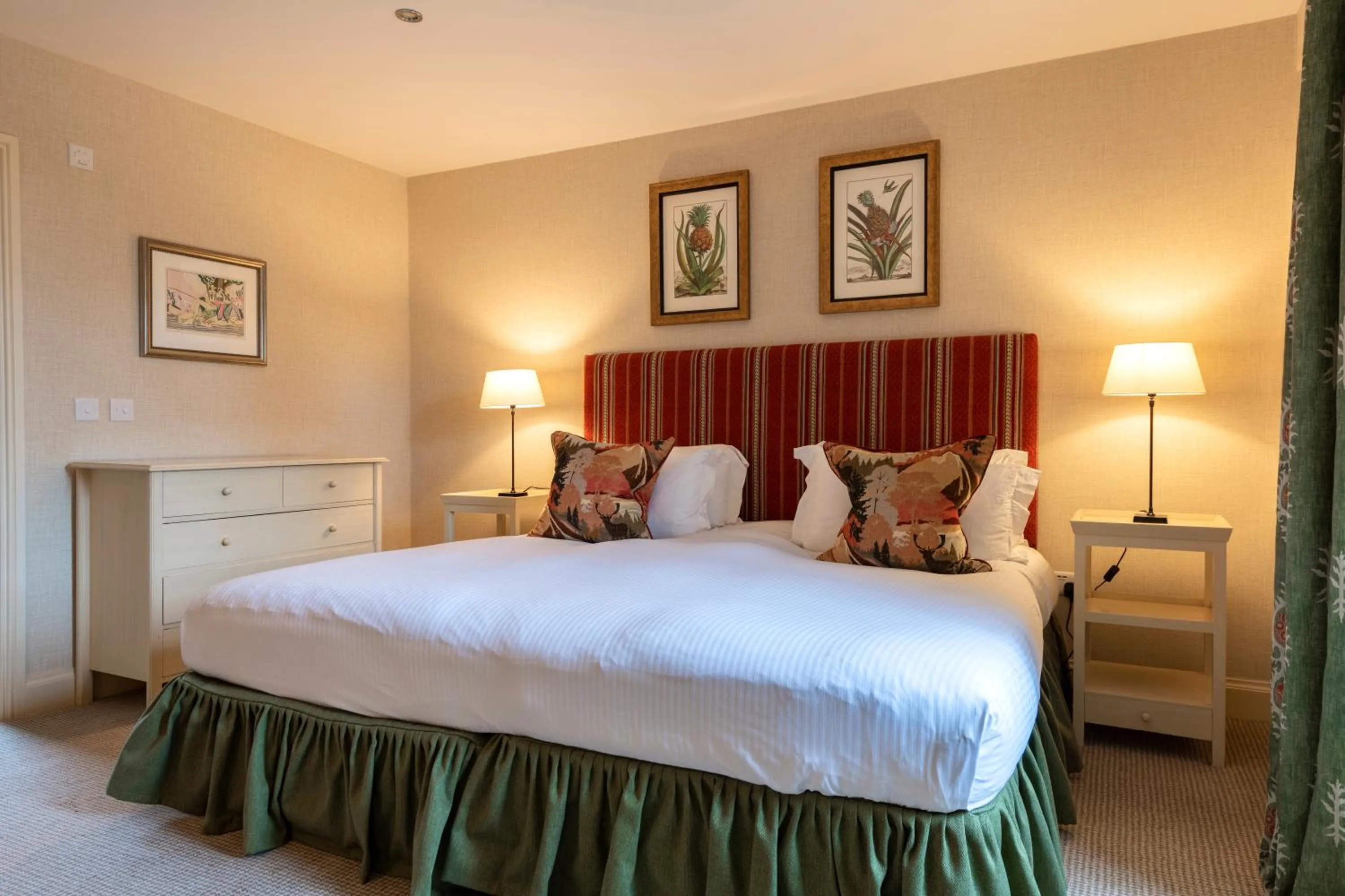 Bed in Isle of Eriska Hotel Spa & Island