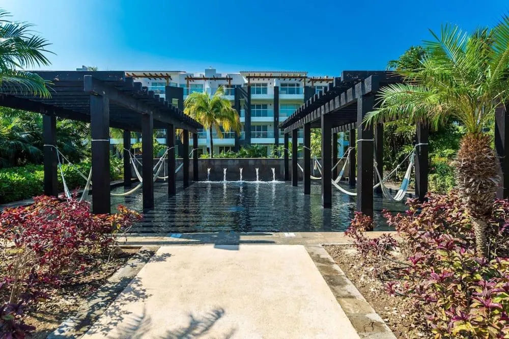 Mareazul Beachfront Resort - Casa Ancora