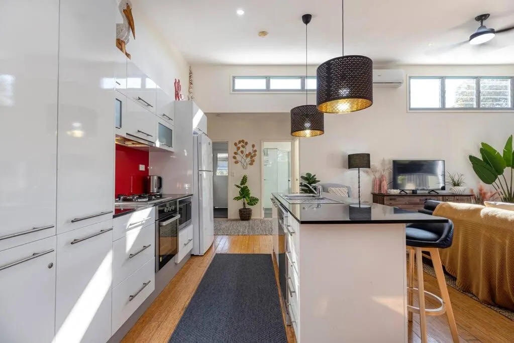 Delightful Dicky Beach Holiday House