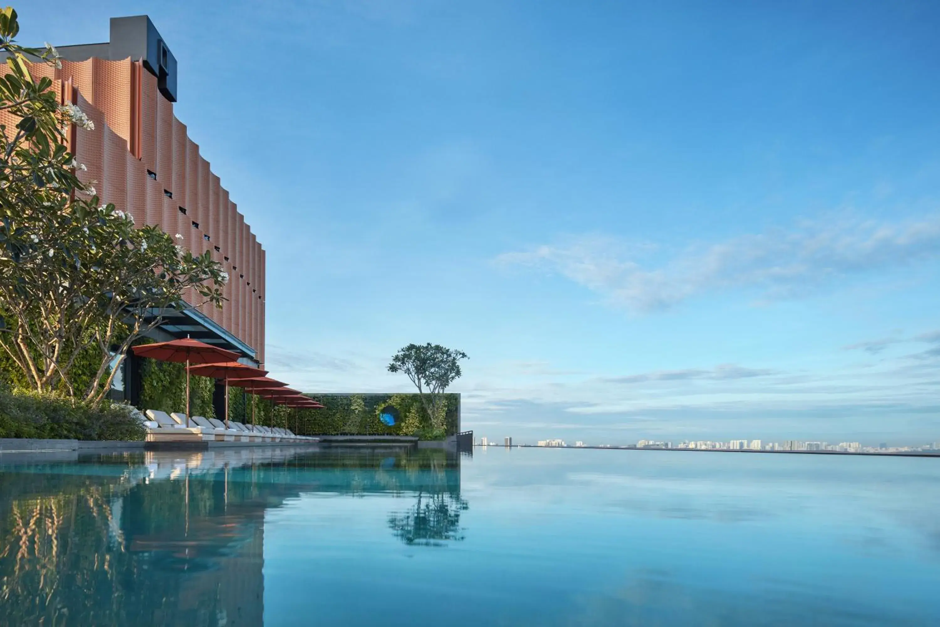 Swimming pool in Artyzen Singapore Swimming pool in Artyzen Singapore