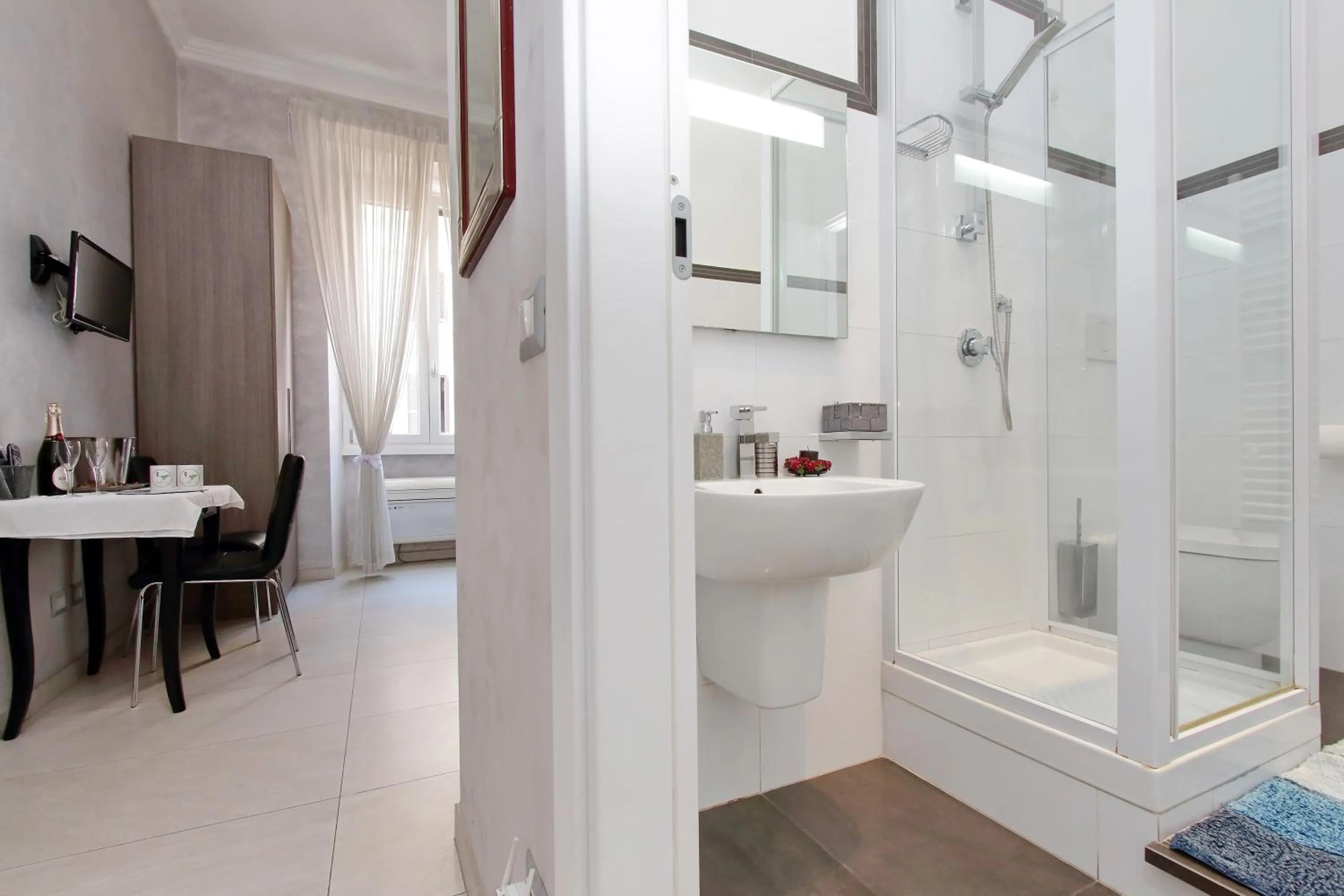 Bathroom in Domus Gallo Guest House