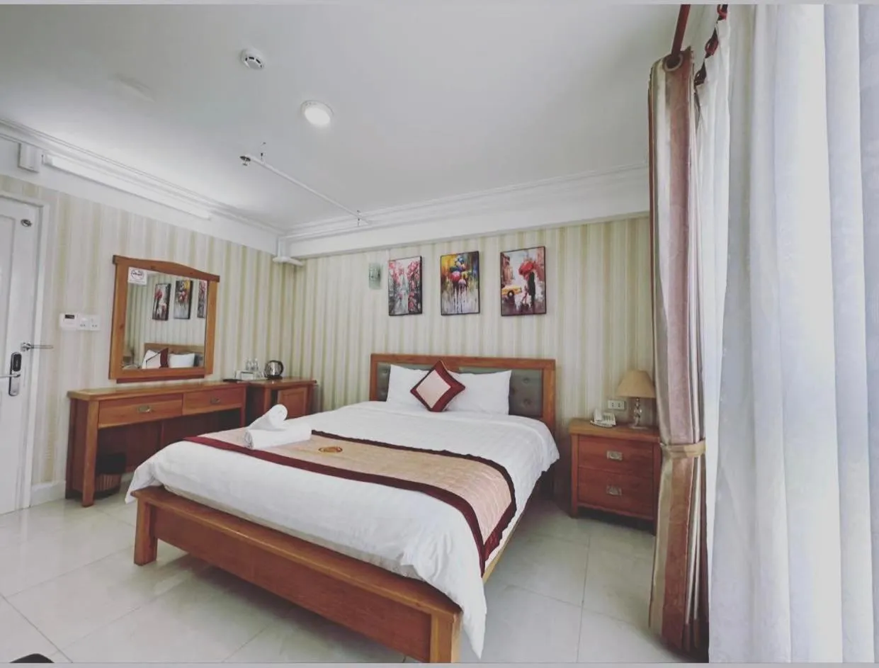 Bed in Gold Dream Hotel