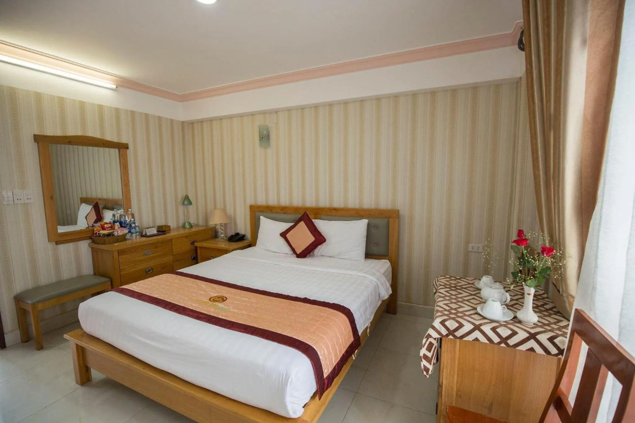 Bed in Gold Dream Hotel