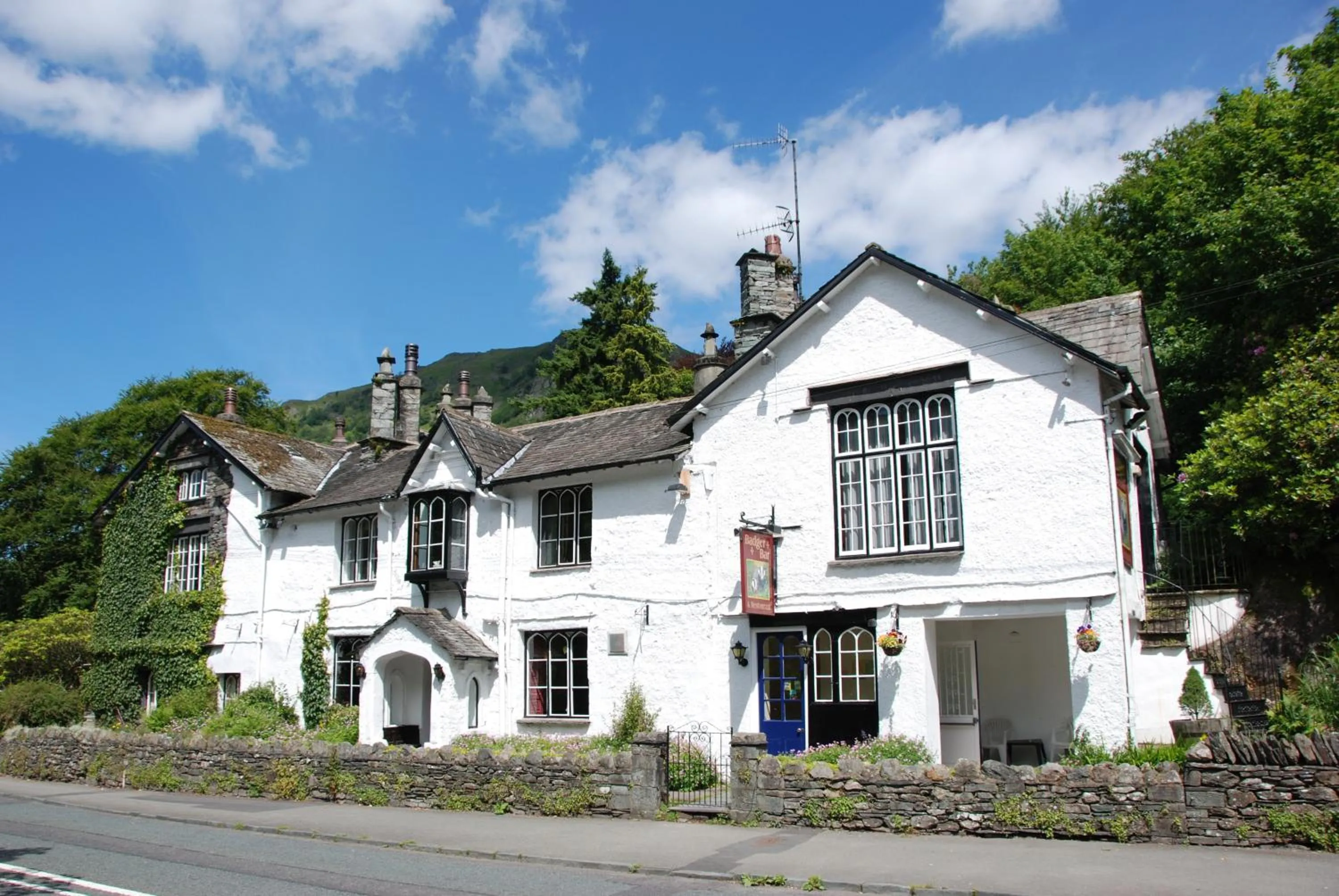 Facade/entrance in Badger Bar