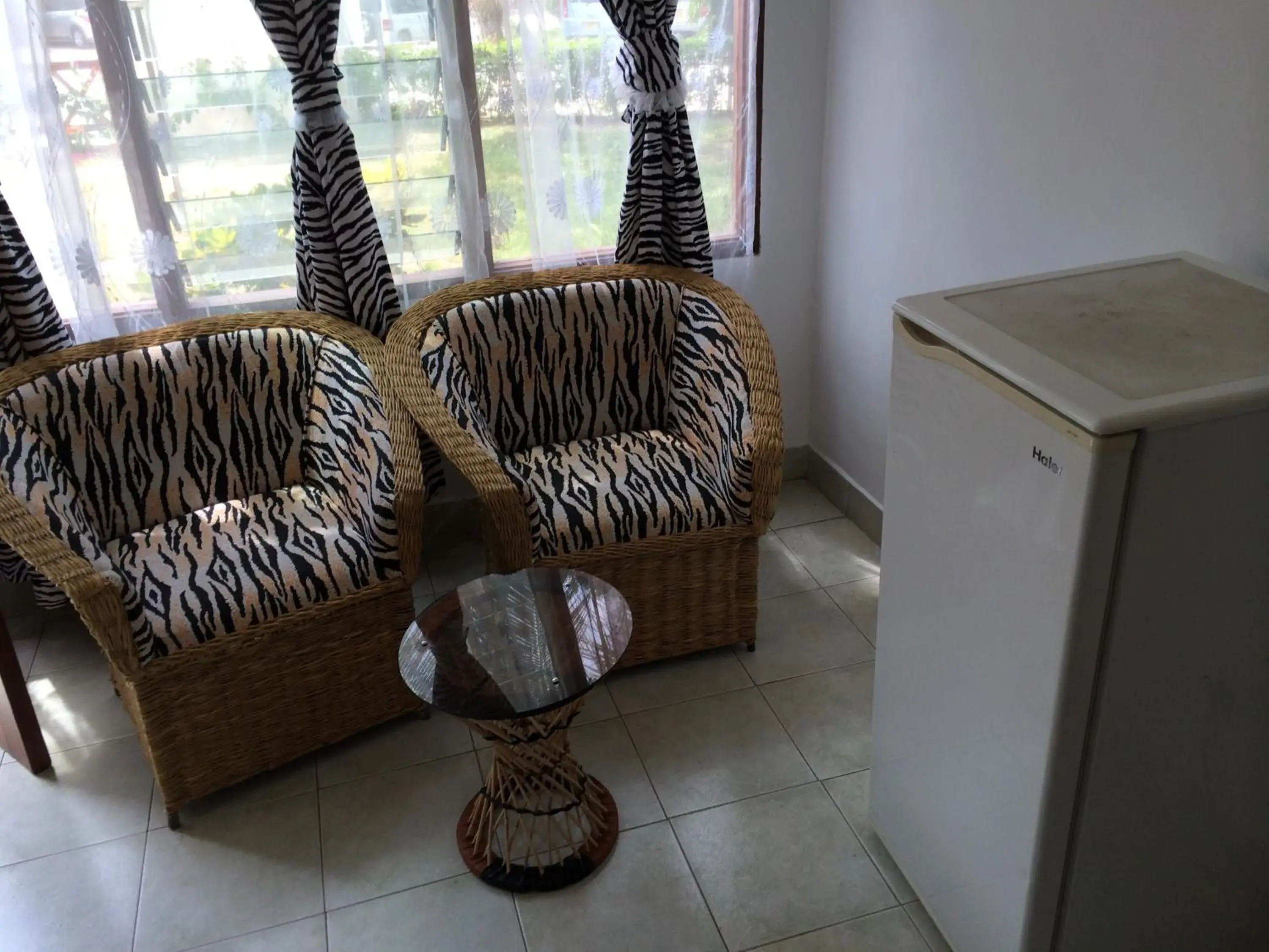 Seating area in Sai Rock Beach Hotel & Spa Seating area in Sai Rock Beach Hotel & Spa