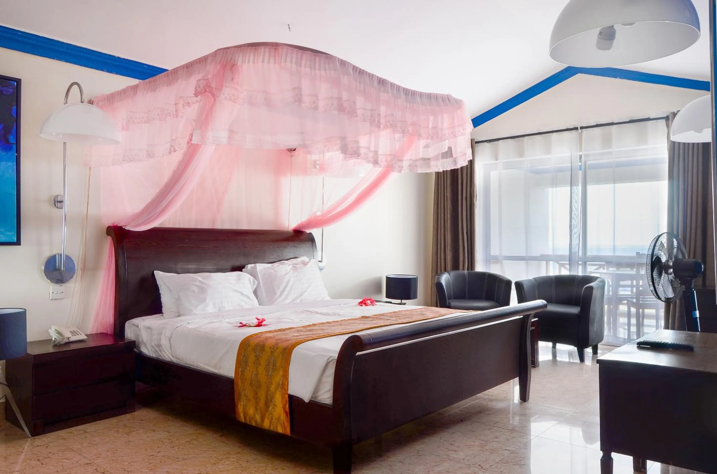 Bed in Sai Rock Beach Hotel & Spa